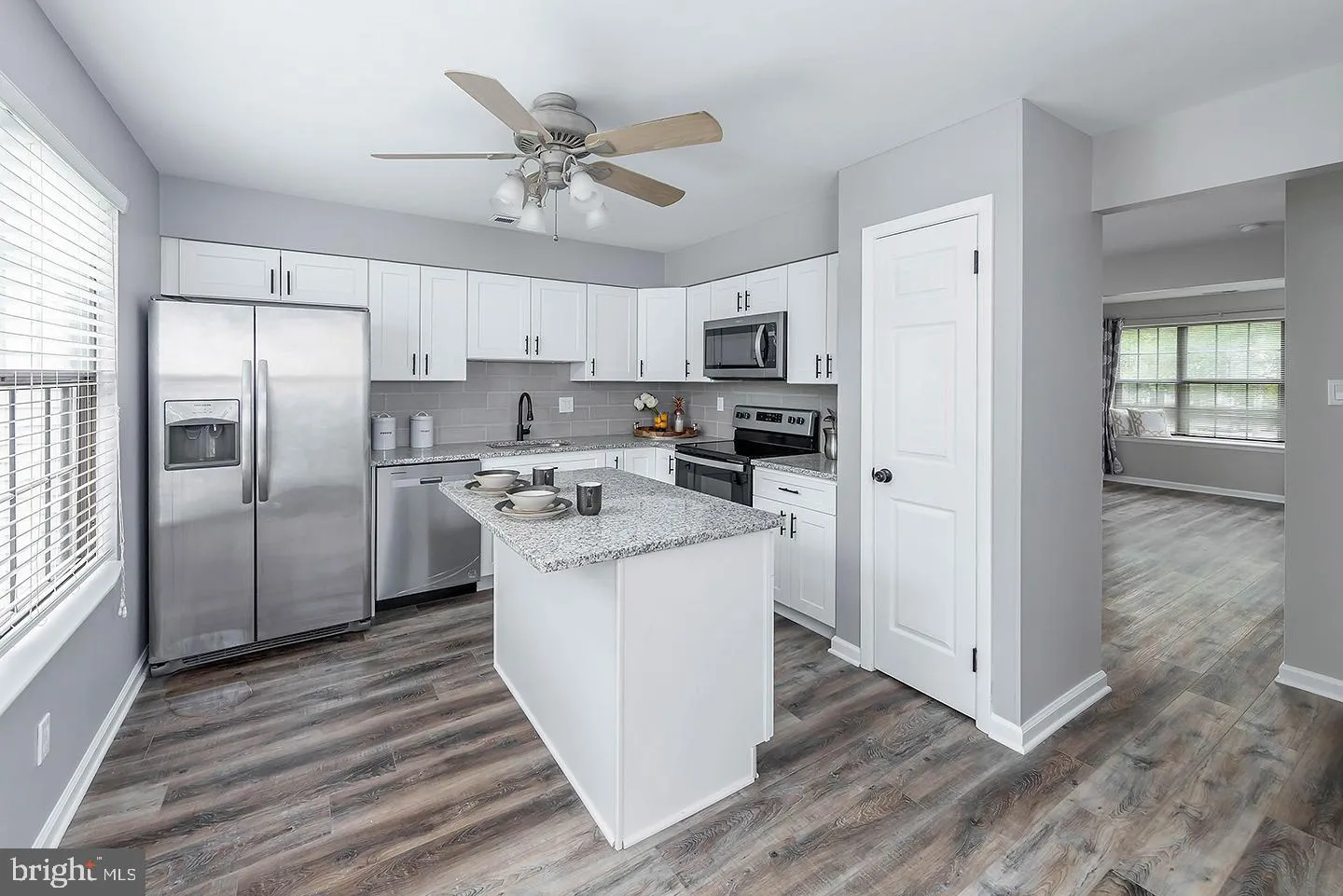 West Deptford, New Jersey 08051, United States, 3 Bedrooms Bedrooms, ,3 BathroomsBathrooms,Residential,Pending,114122