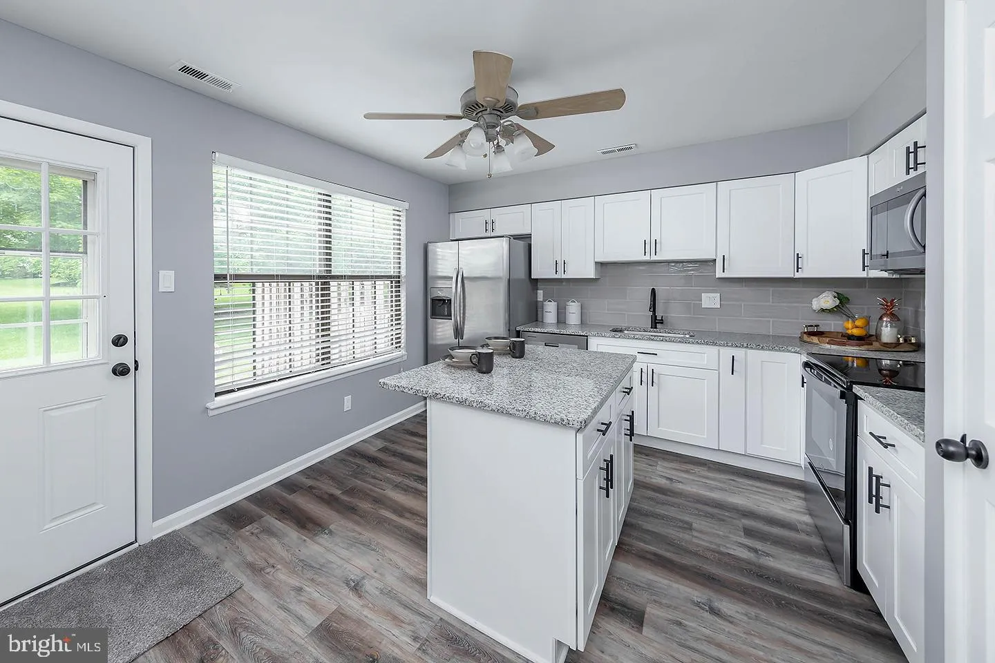 West Deptford, New Jersey 08051, United States, 3 Bedrooms Bedrooms, ,3 BathroomsBathrooms,Residential,Pending,114122