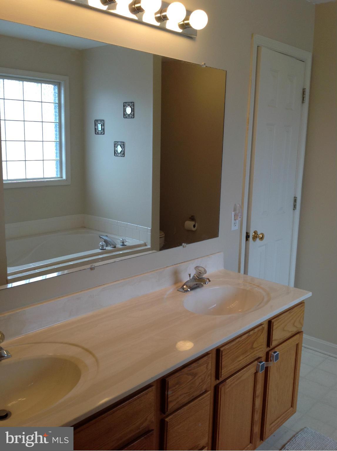 ENCHANTED WOODS - Residential