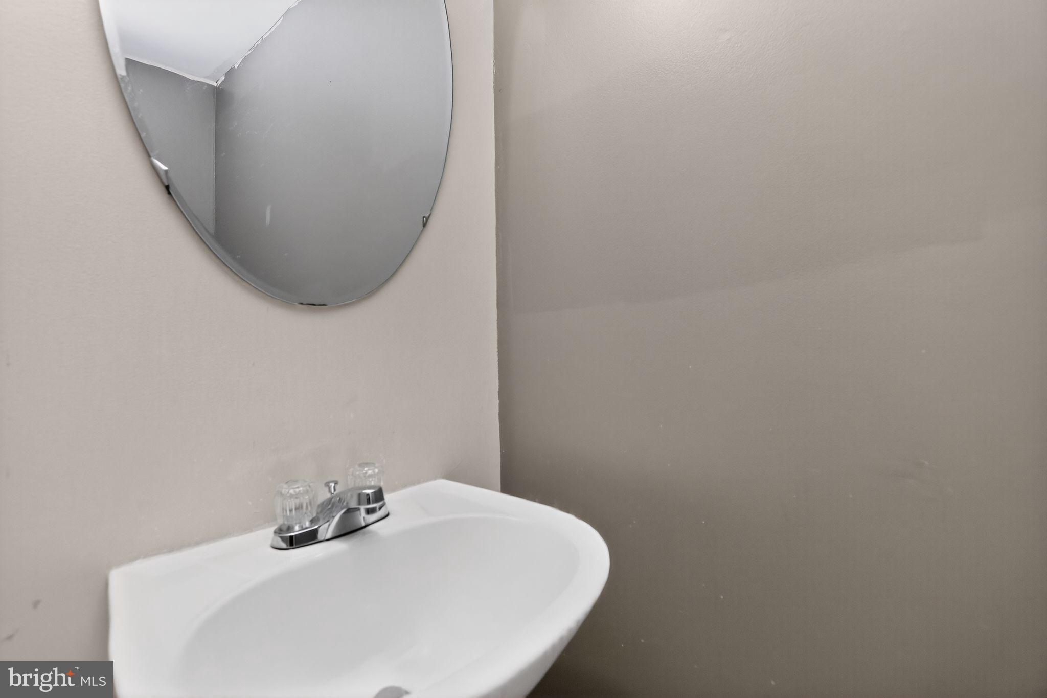 DEVILS REACH CONDOS - Residential