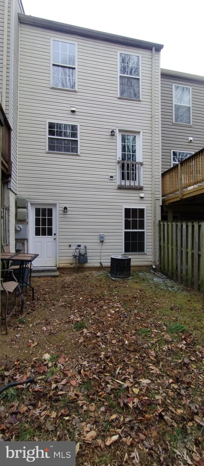 DEVILS REACH CONDOS - Residential