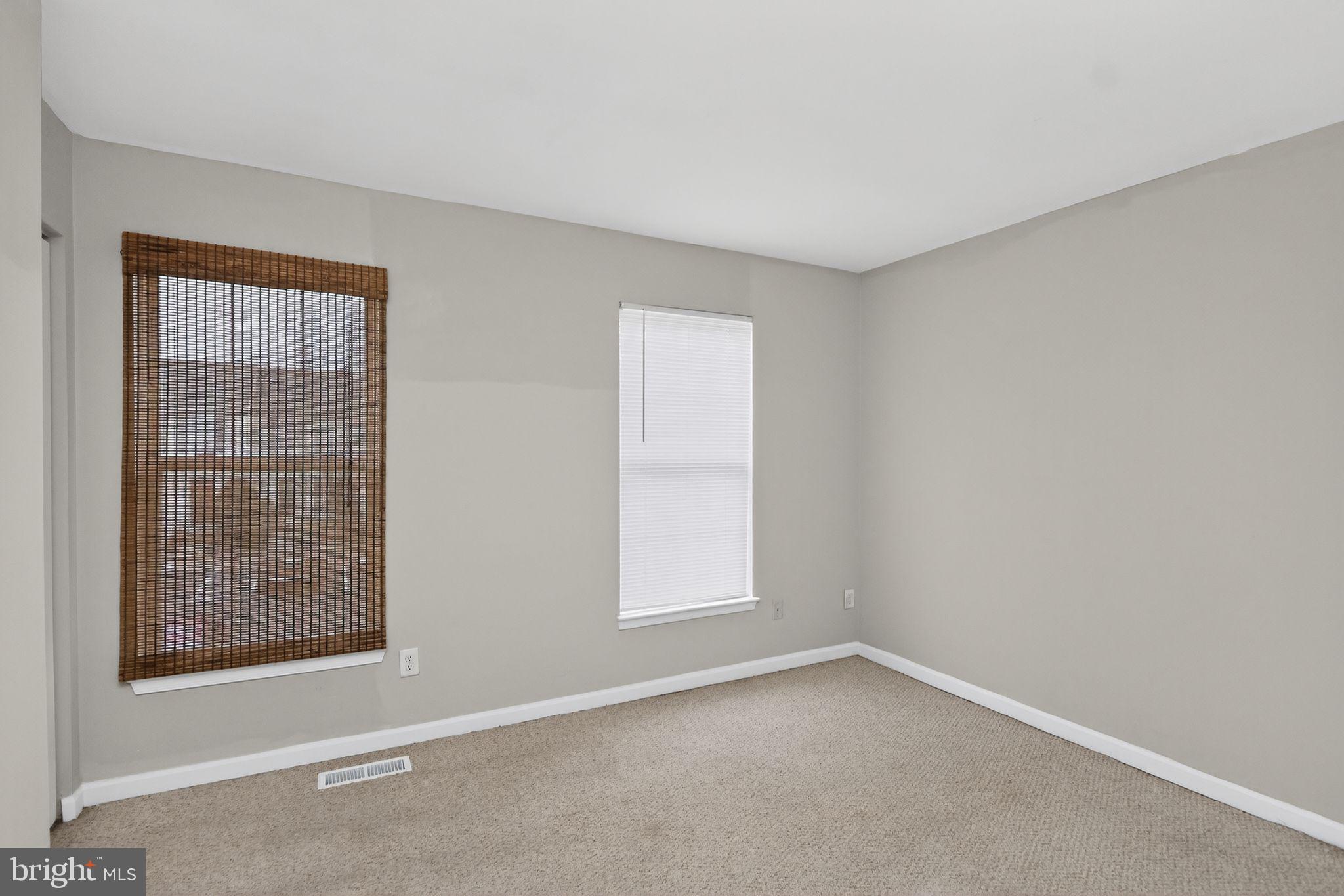 DEVILS REACH CONDOS - Residential