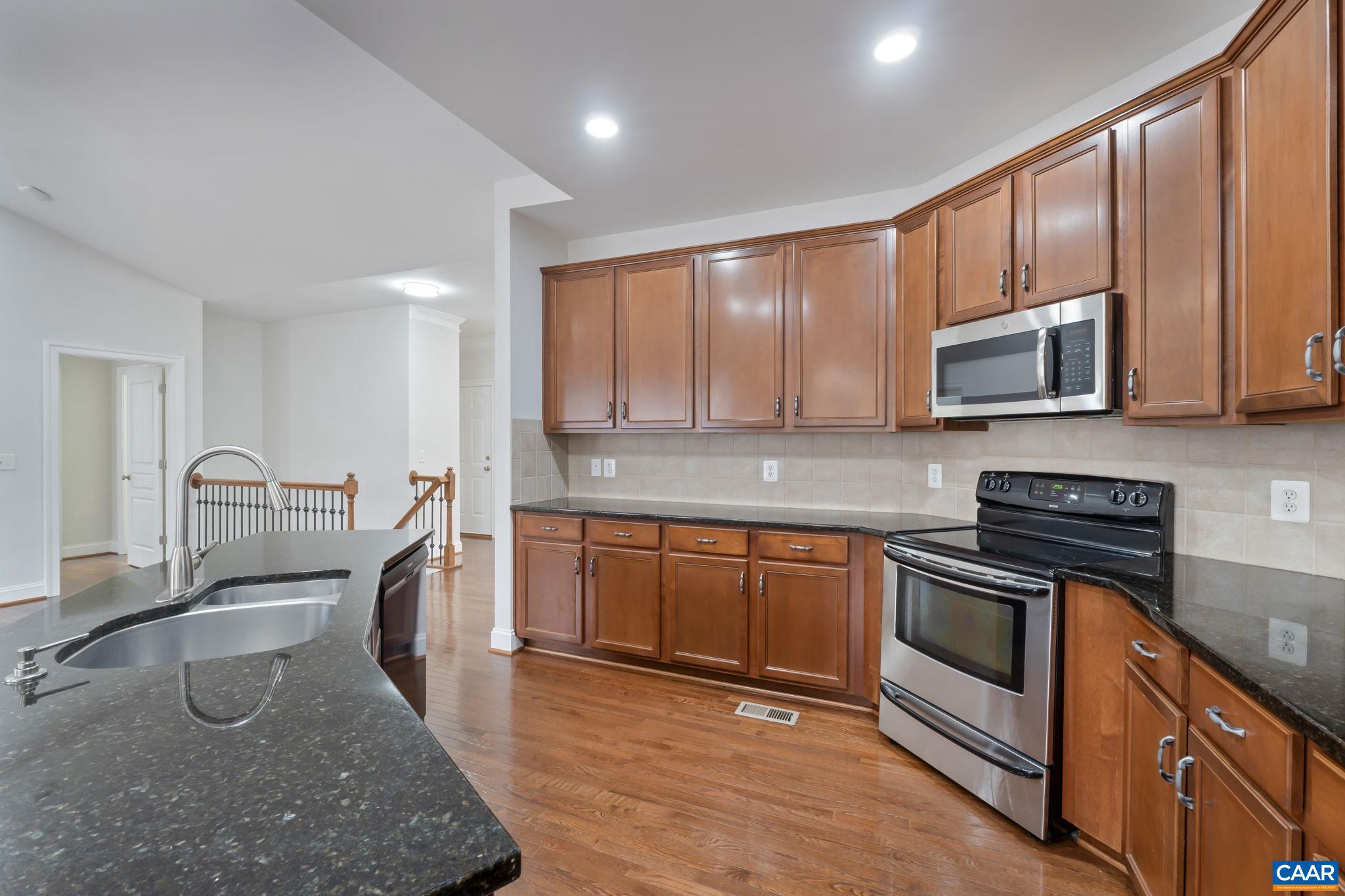 SPRING CREEK - Residential