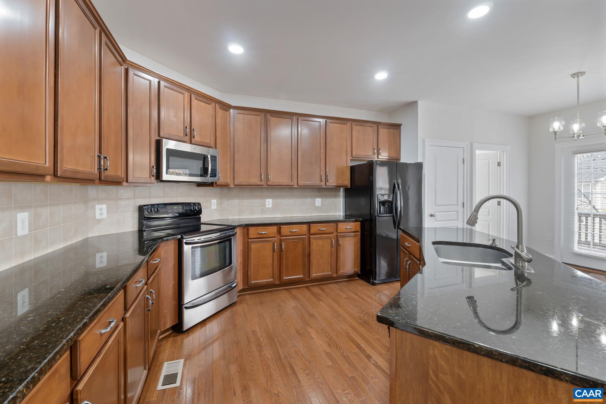 SPRING CREEK - Residential