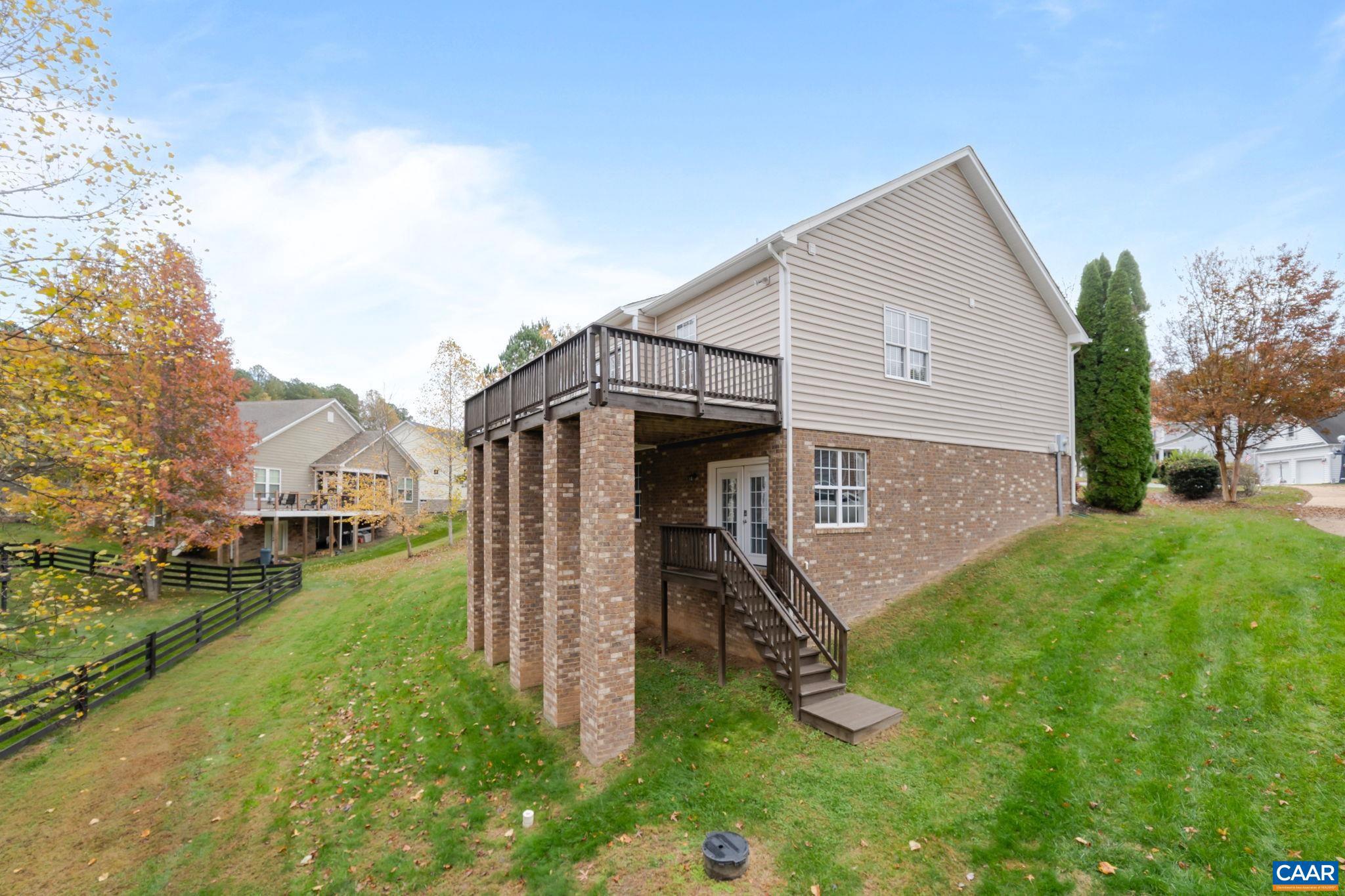 SPRING CREEK - Residential