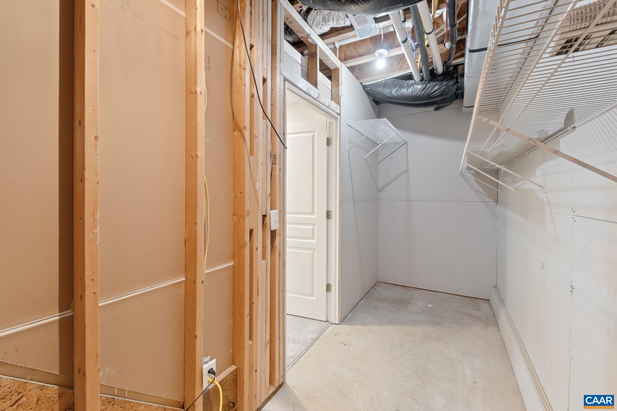 SPRING CREEK - Residential