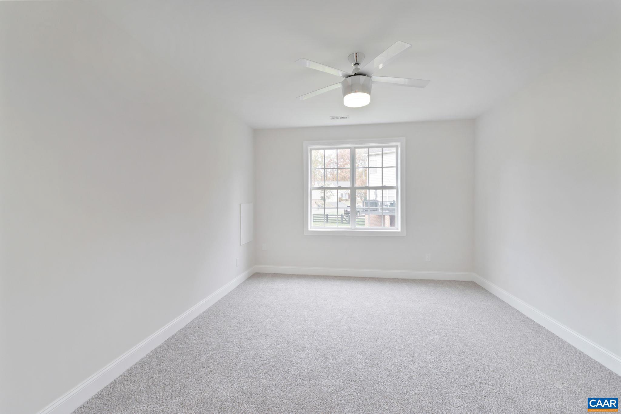 SPRING CREEK - Residential