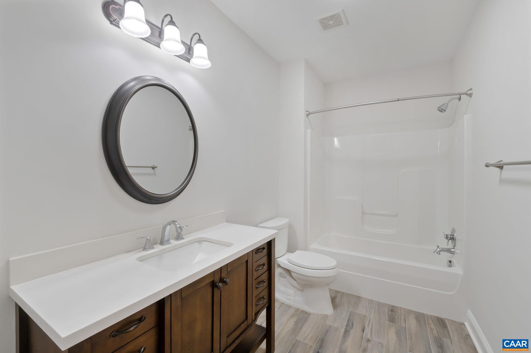 SPRING CREEK - Residential