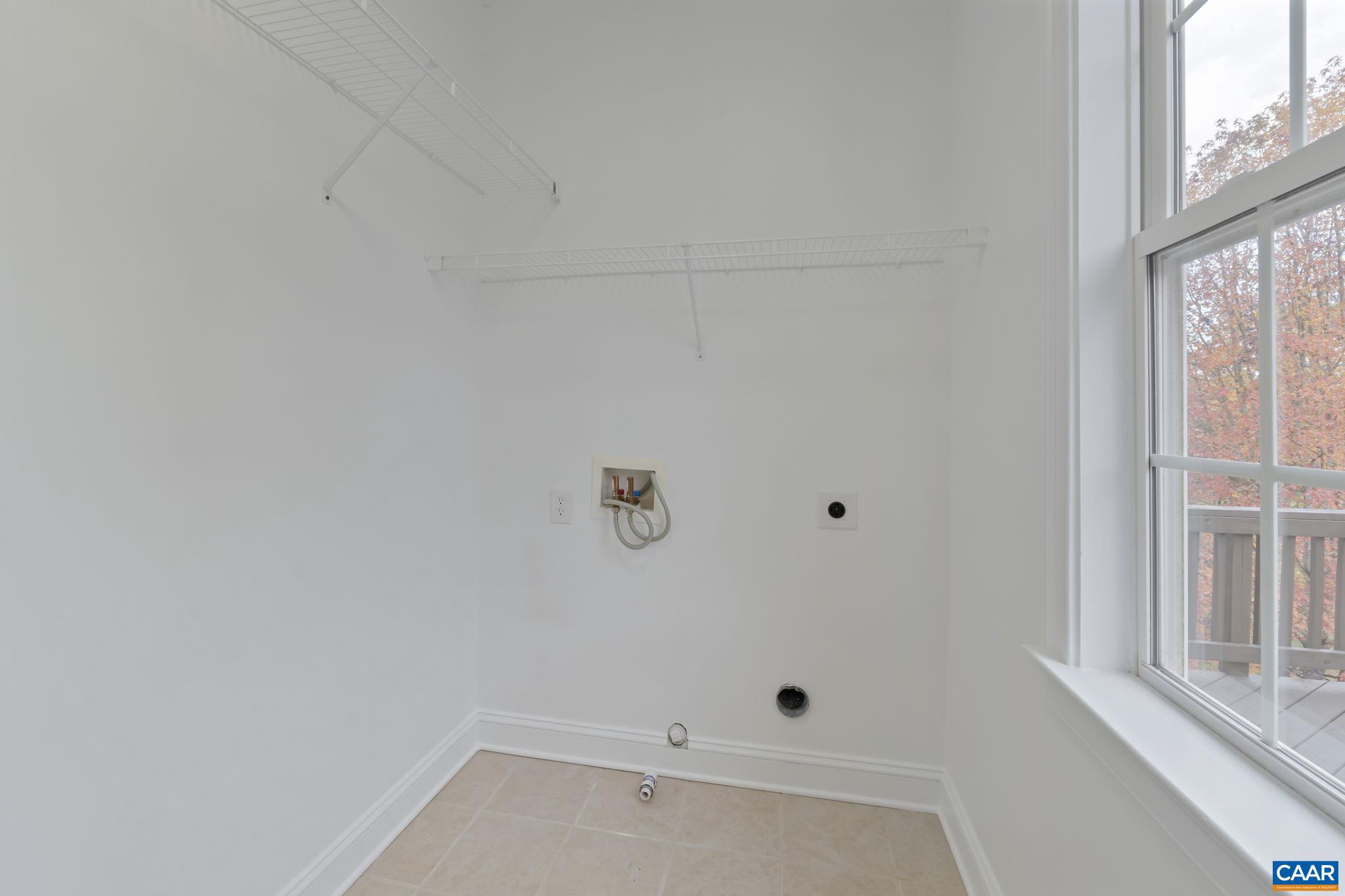 SPRING CREEK - Residential