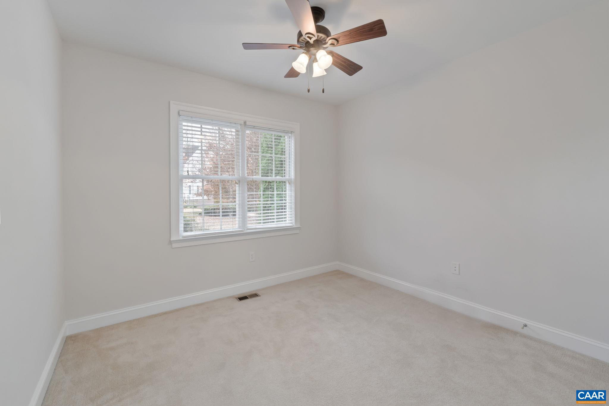 SPRING CREEK - Residential