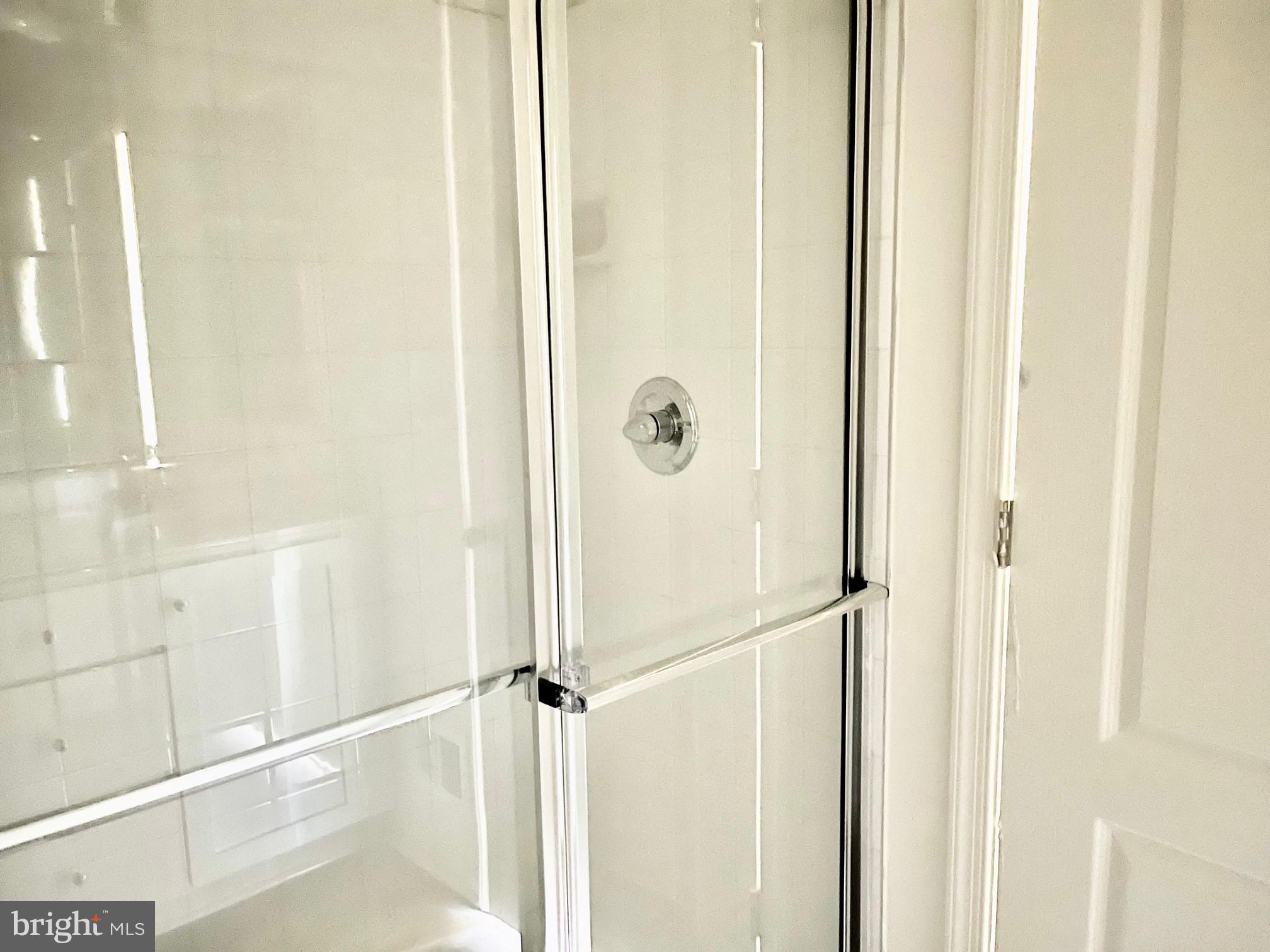 OVERLOOK AT RIVERSIDE TOWNHOMES - Residential