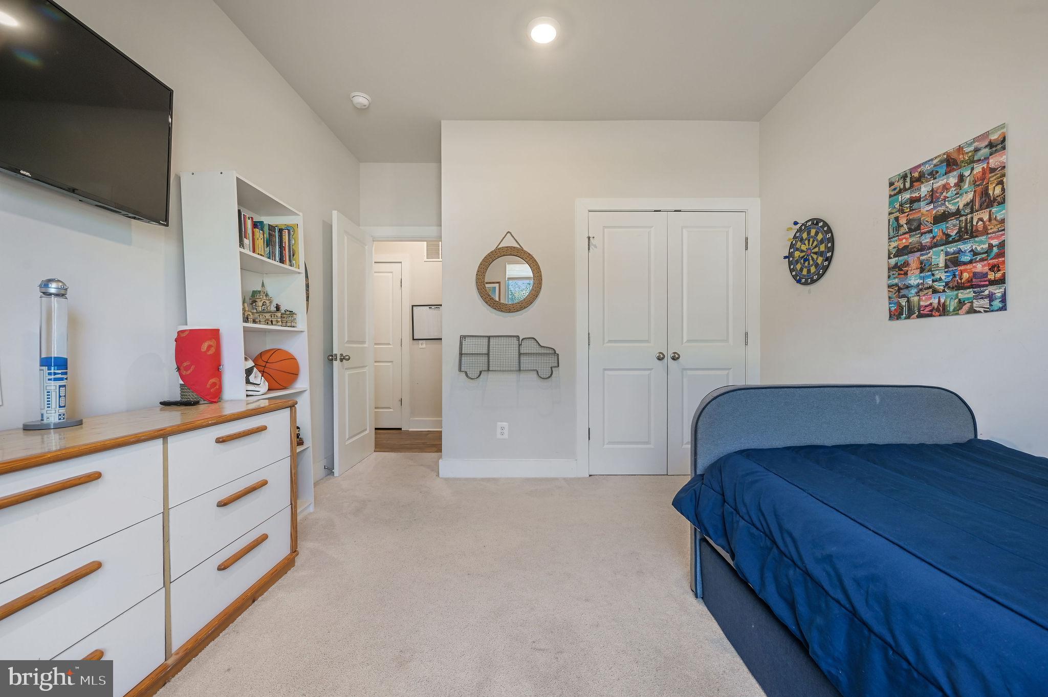 HAWTHORNE - Residential