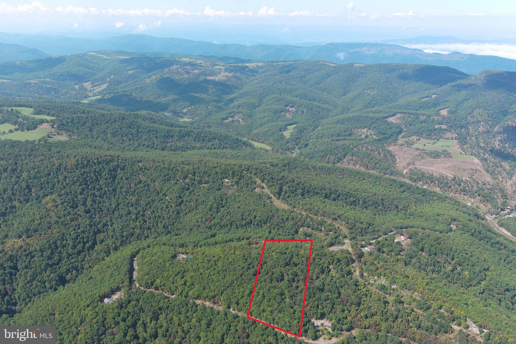 LOST RIVER BLUFFS - Land