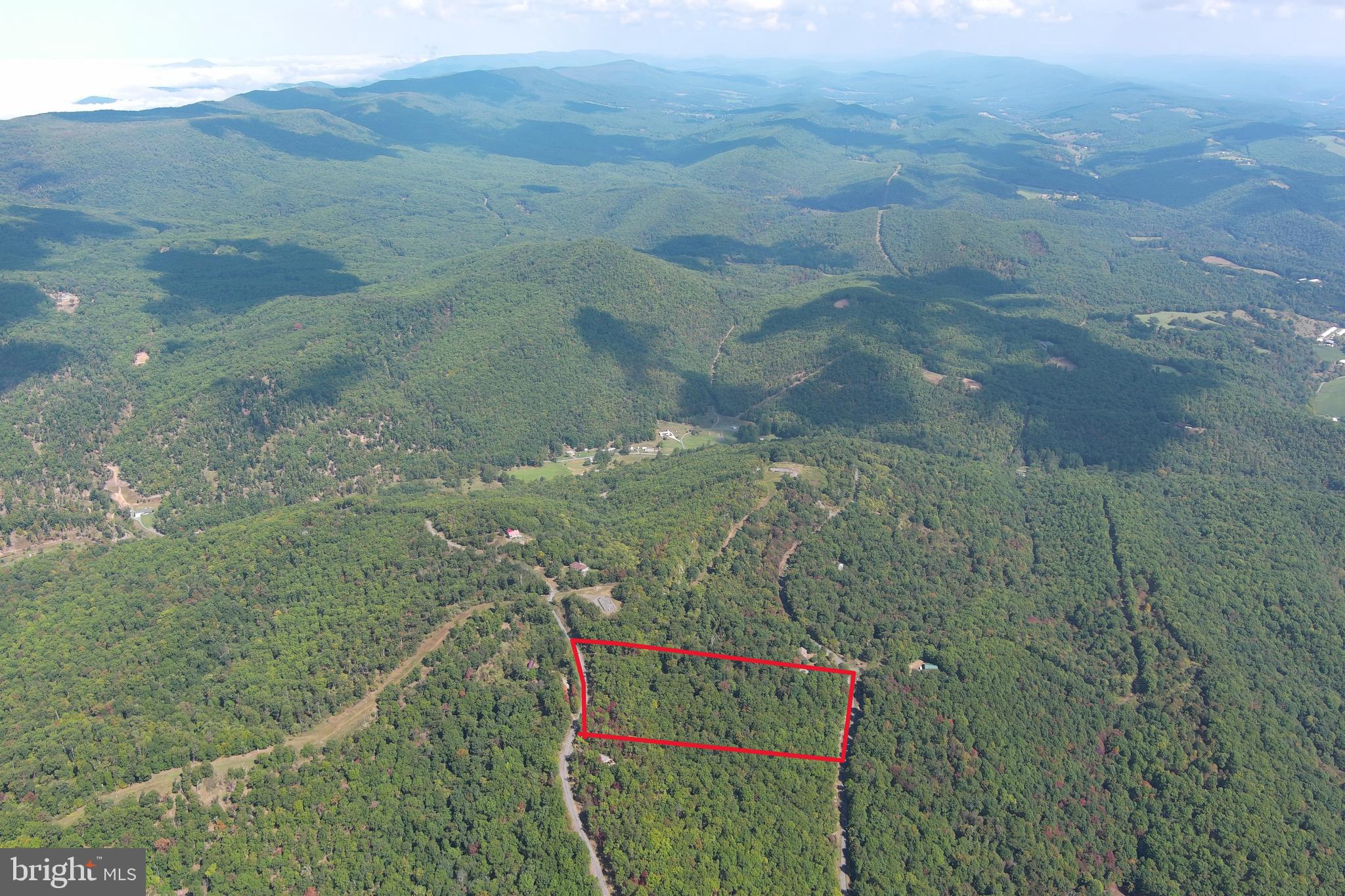 LOST RIVER BLUFFS - Land