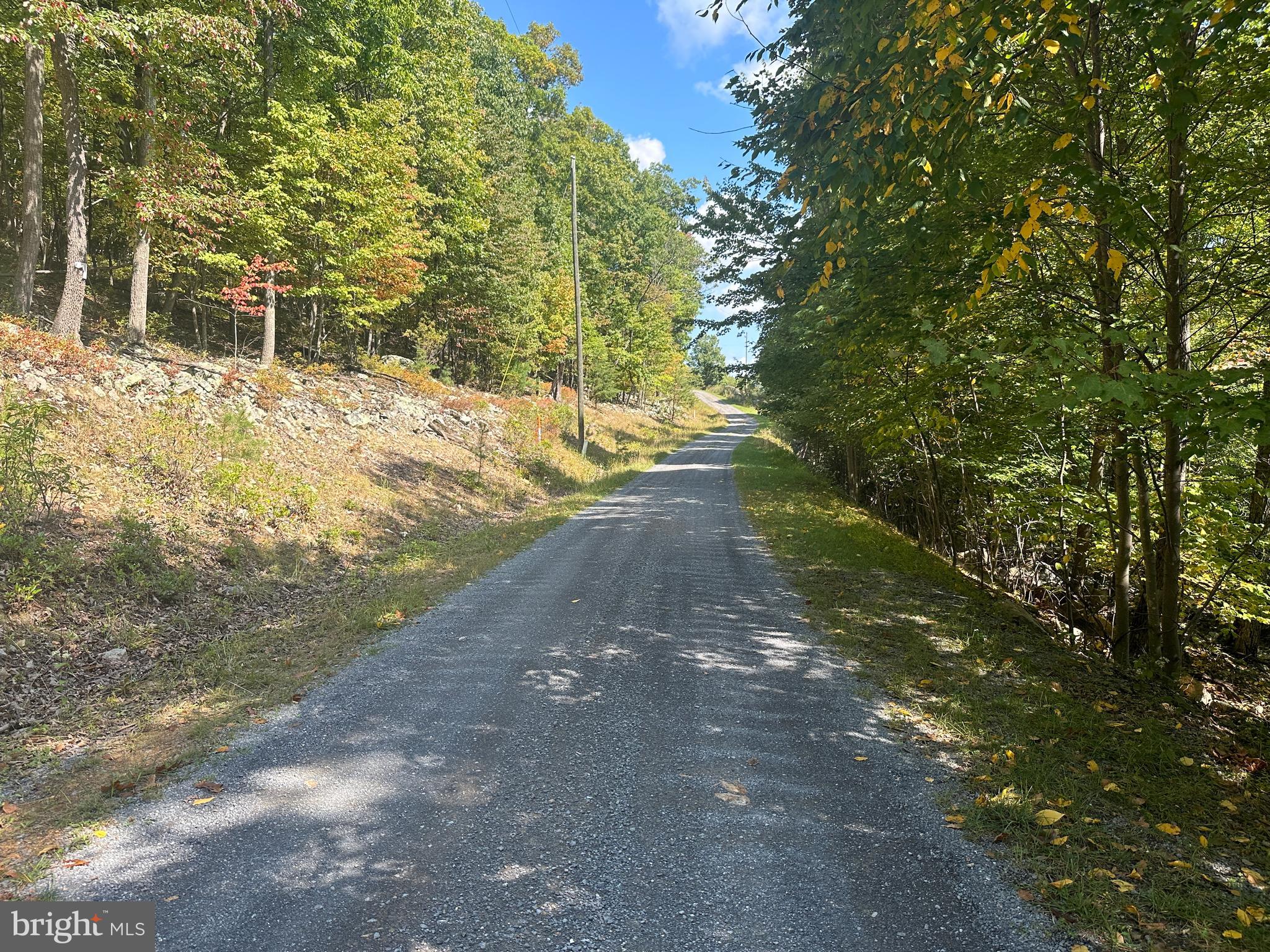 LOST RIVER BLUFFS - Land