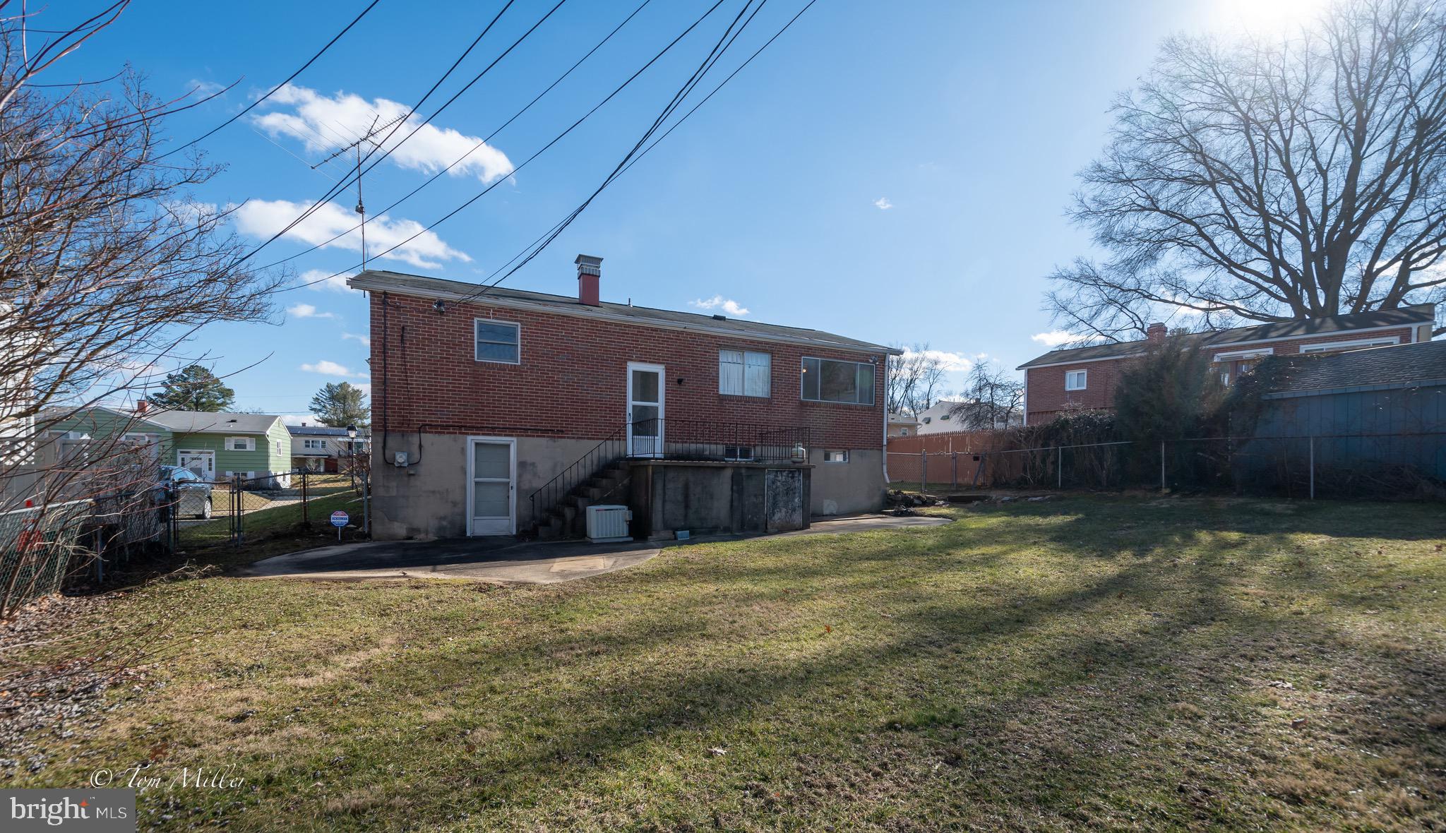 BLACKTHORN - Residential