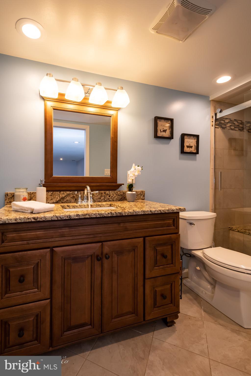 BLACKTHORN - Residential