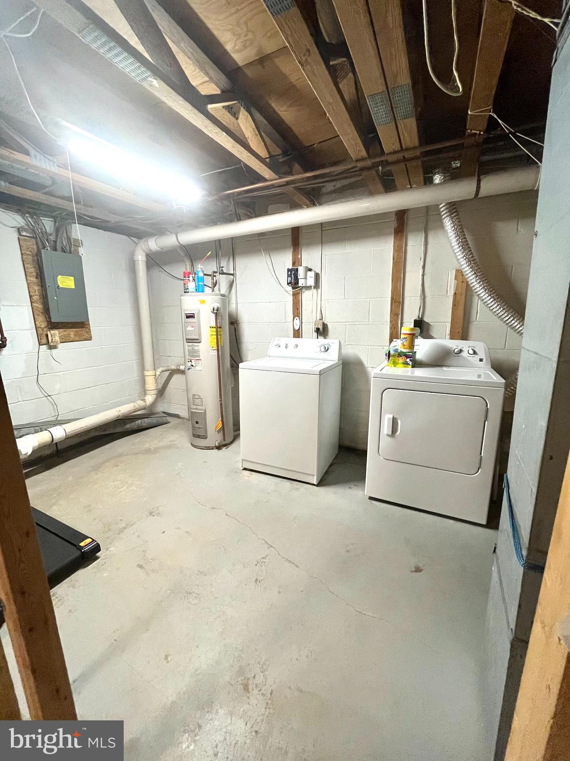 OAKWOOD VILLAGE CONDO - Residential