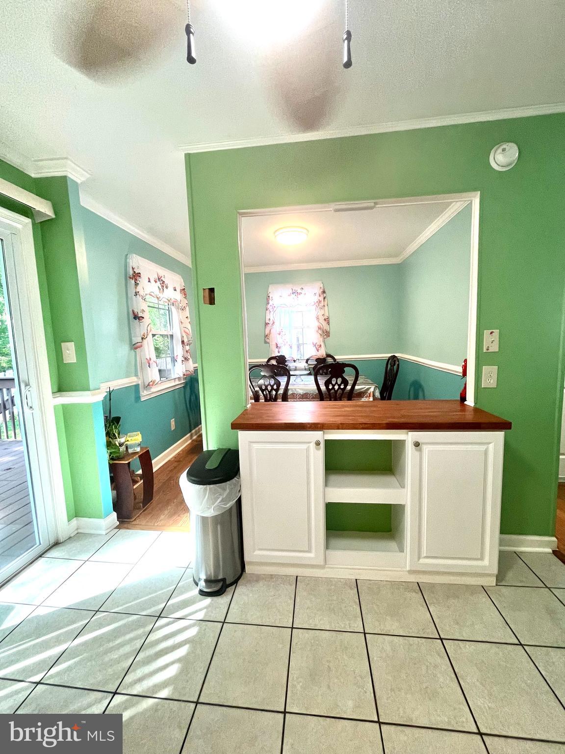 OAKWOOD VILLAGE CONDO - Residential