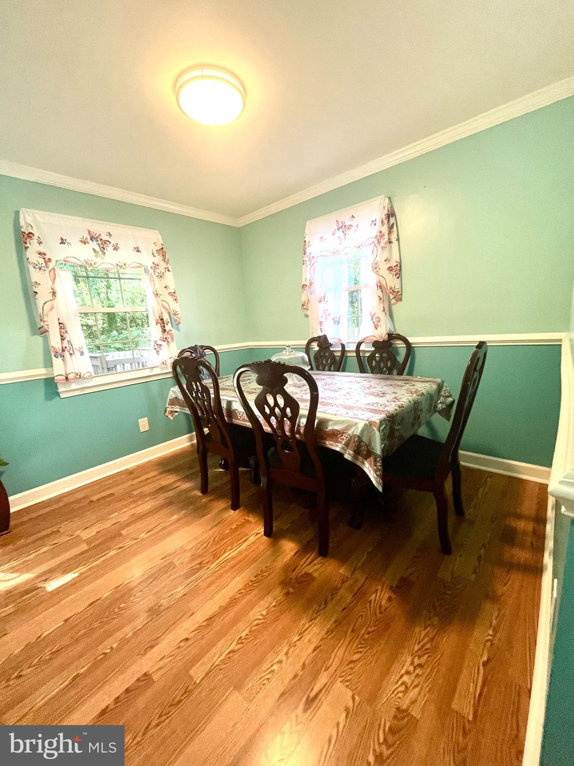 OAKWOOD VILLAGE CONDO - Residential