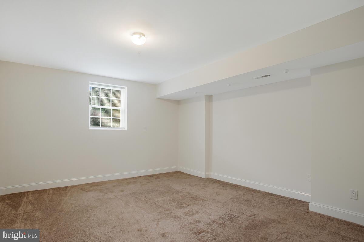 BROCK HILLS - Residential