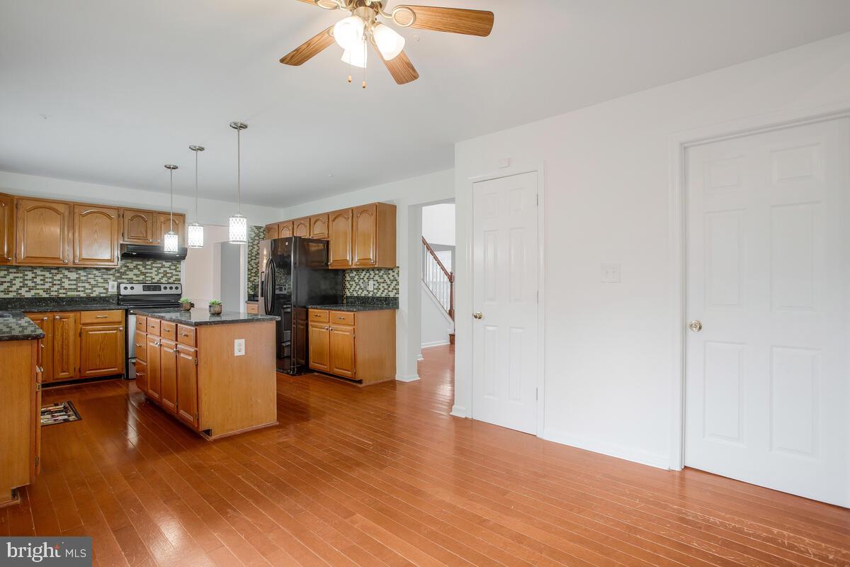 BROCK HILLS - Residential