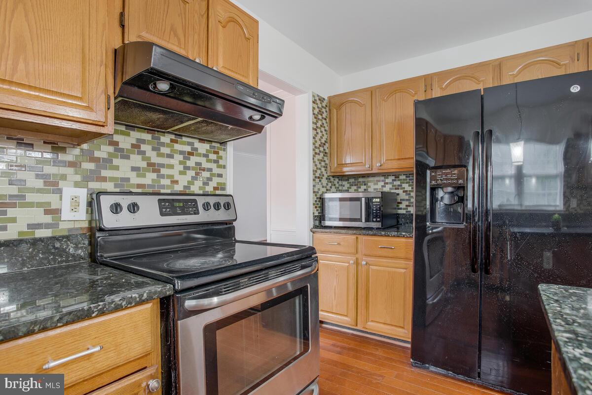 BROCK HILLS - Residential