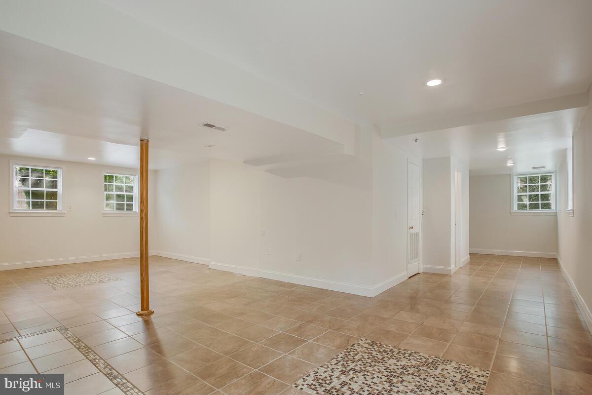 BROCK HILLS - Residential