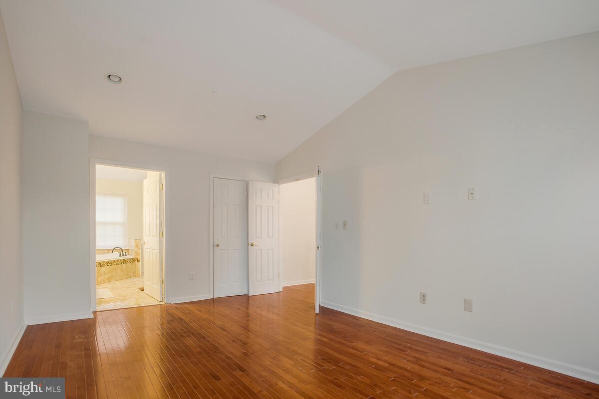 BROCK HILLS - Residential