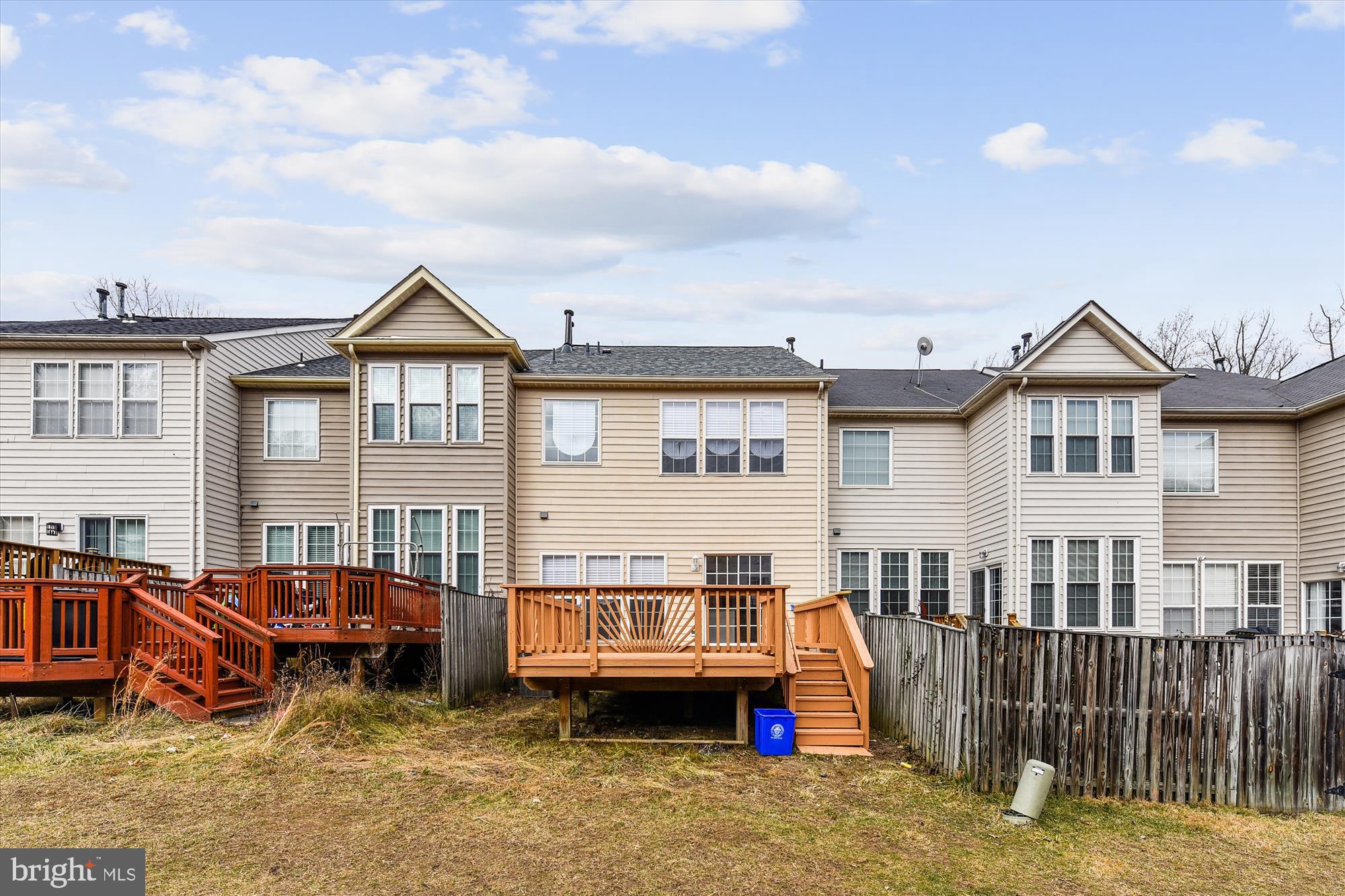 LONGMEAD - Residential