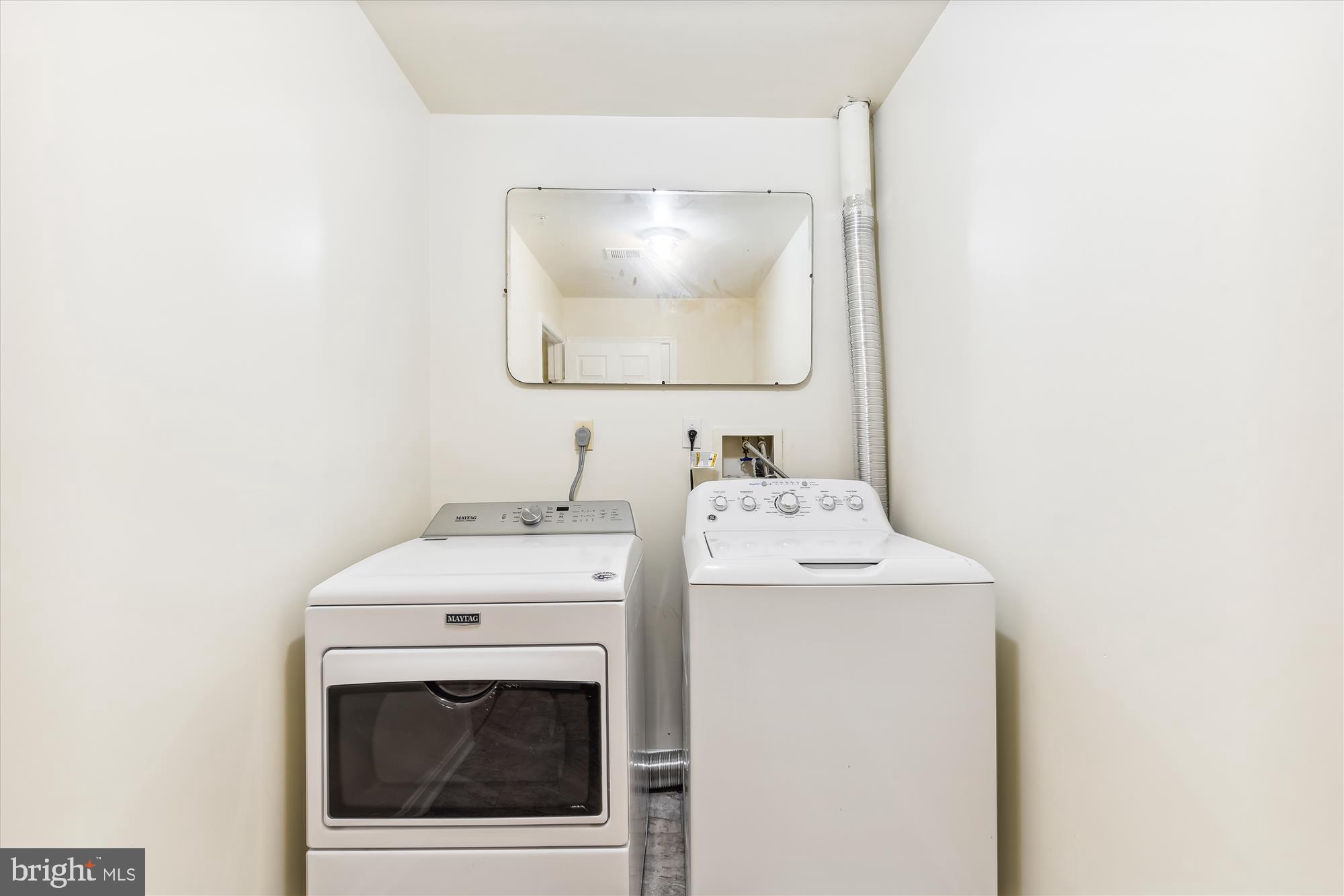 LONGMEAD - Residential