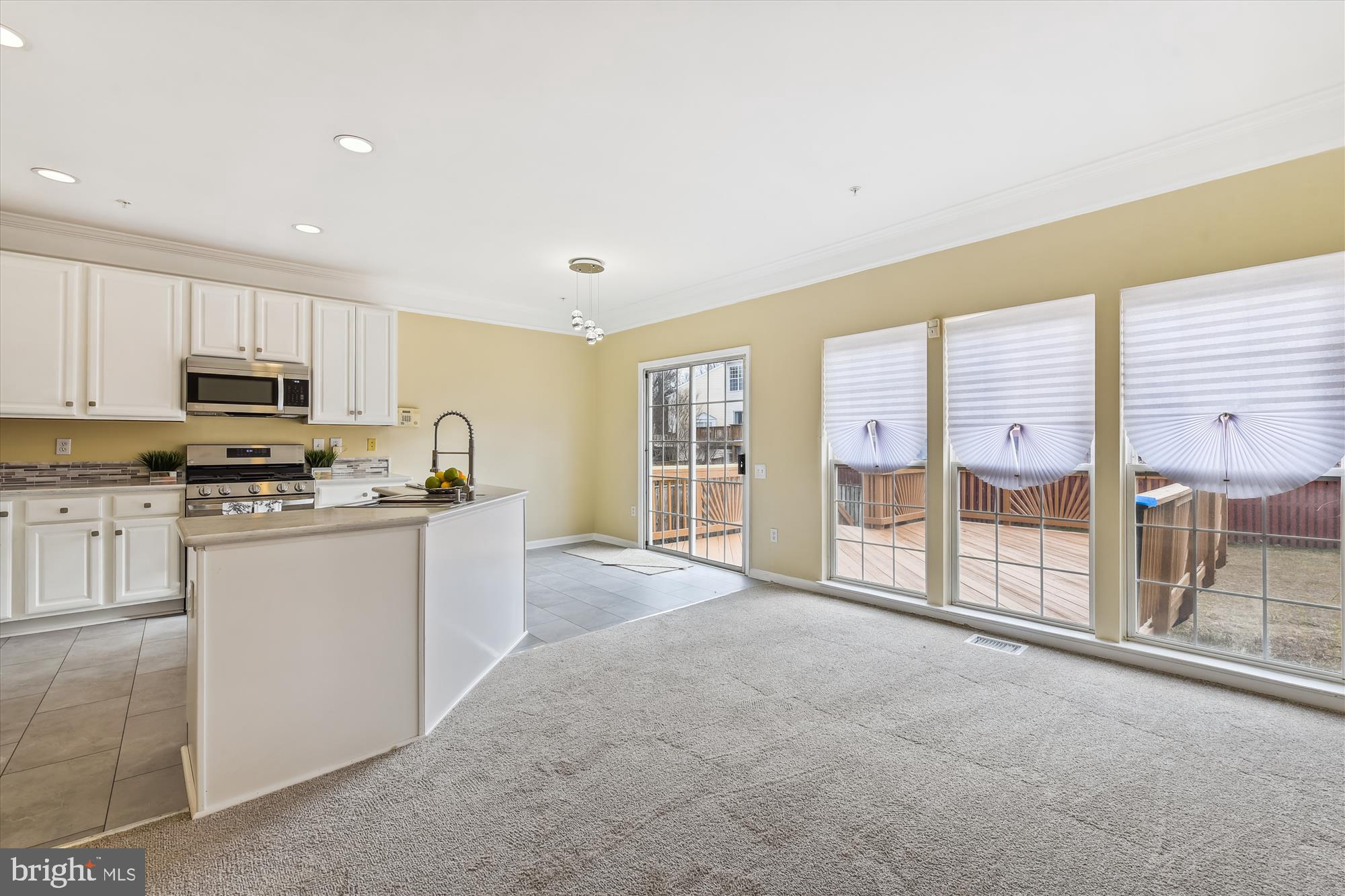 LONGMEAD - Residential