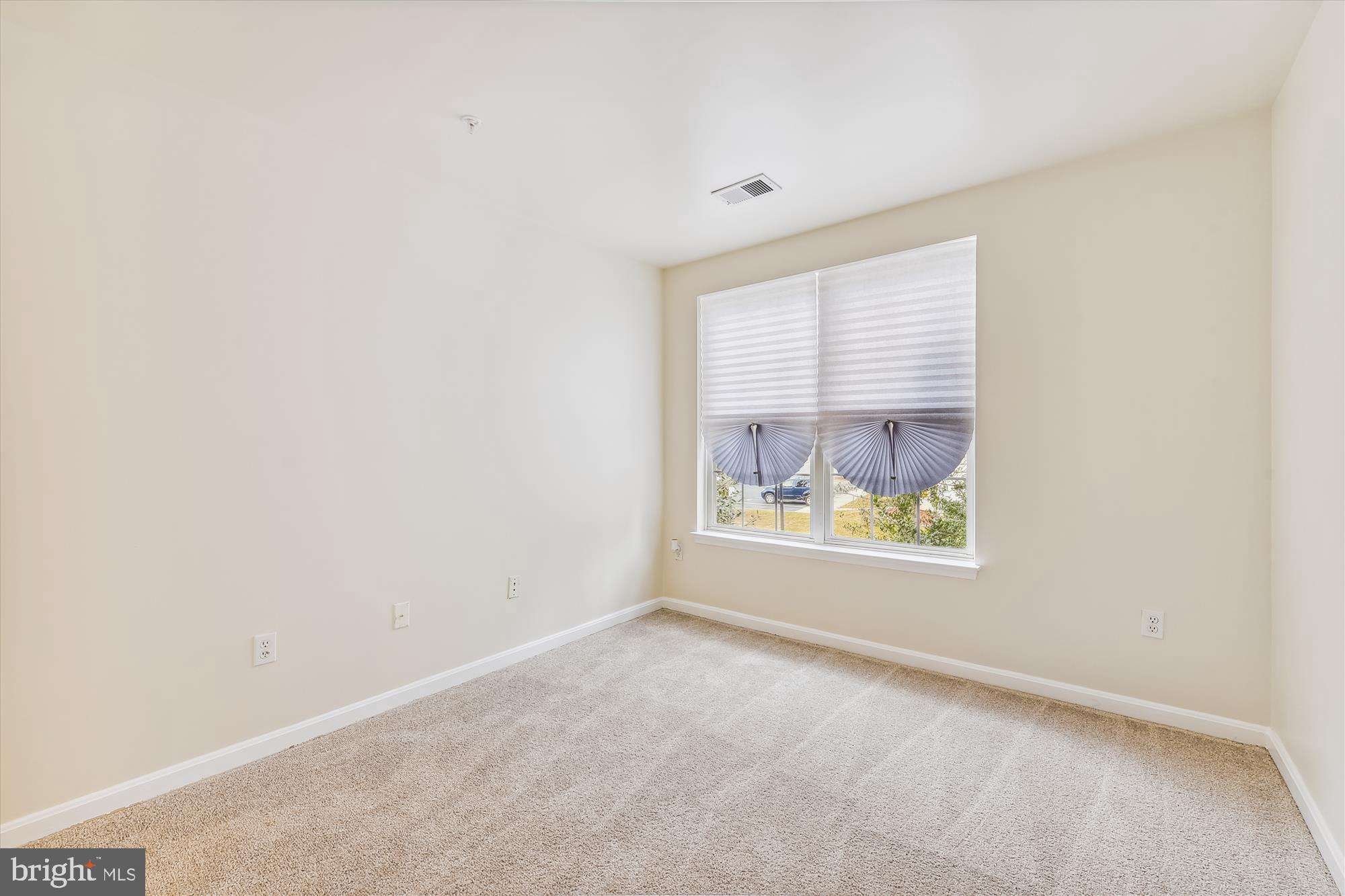 LONGMEAD - Residential