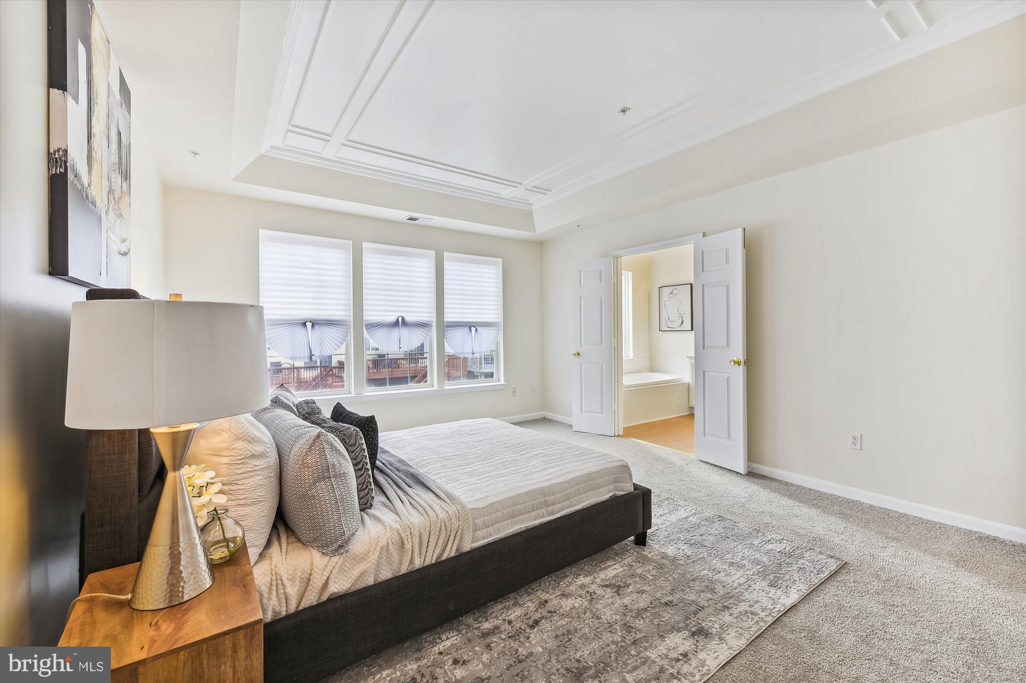 LONGMEAD - Residential