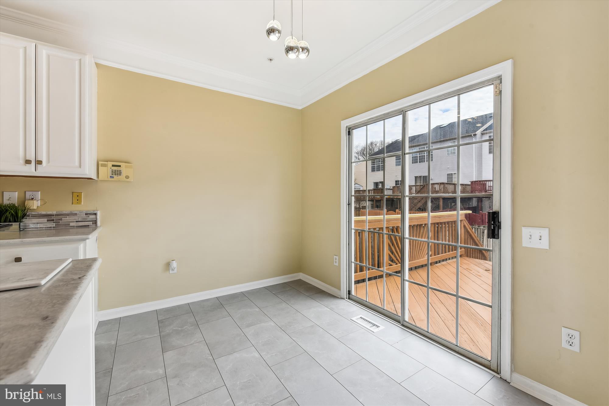 LONGMEAD - Residential