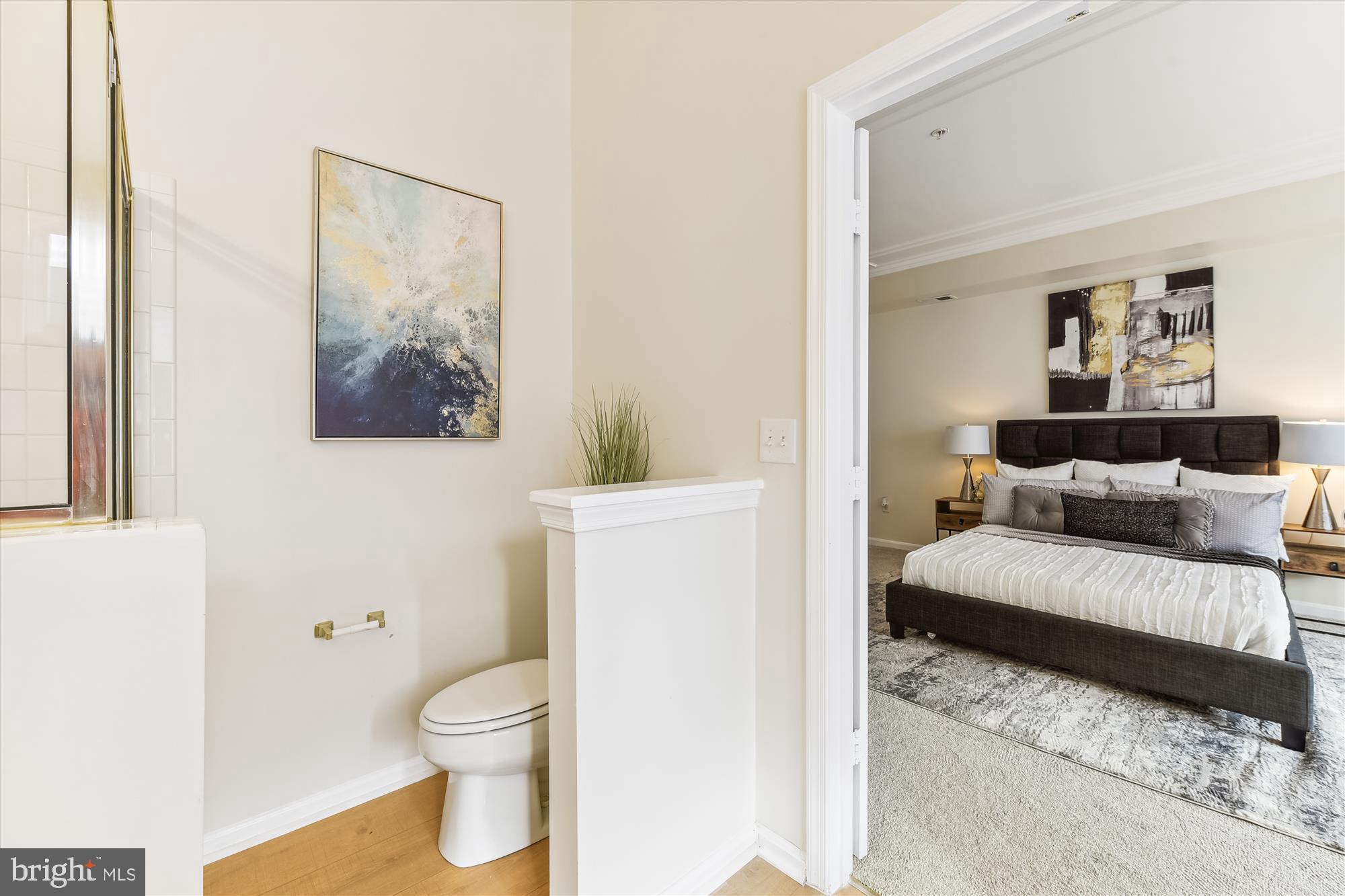 LONGMEAD - Residential