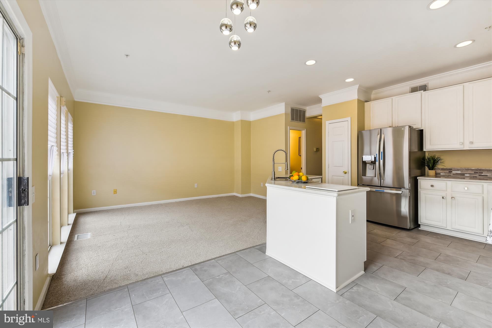 LONGMEAD - Residential