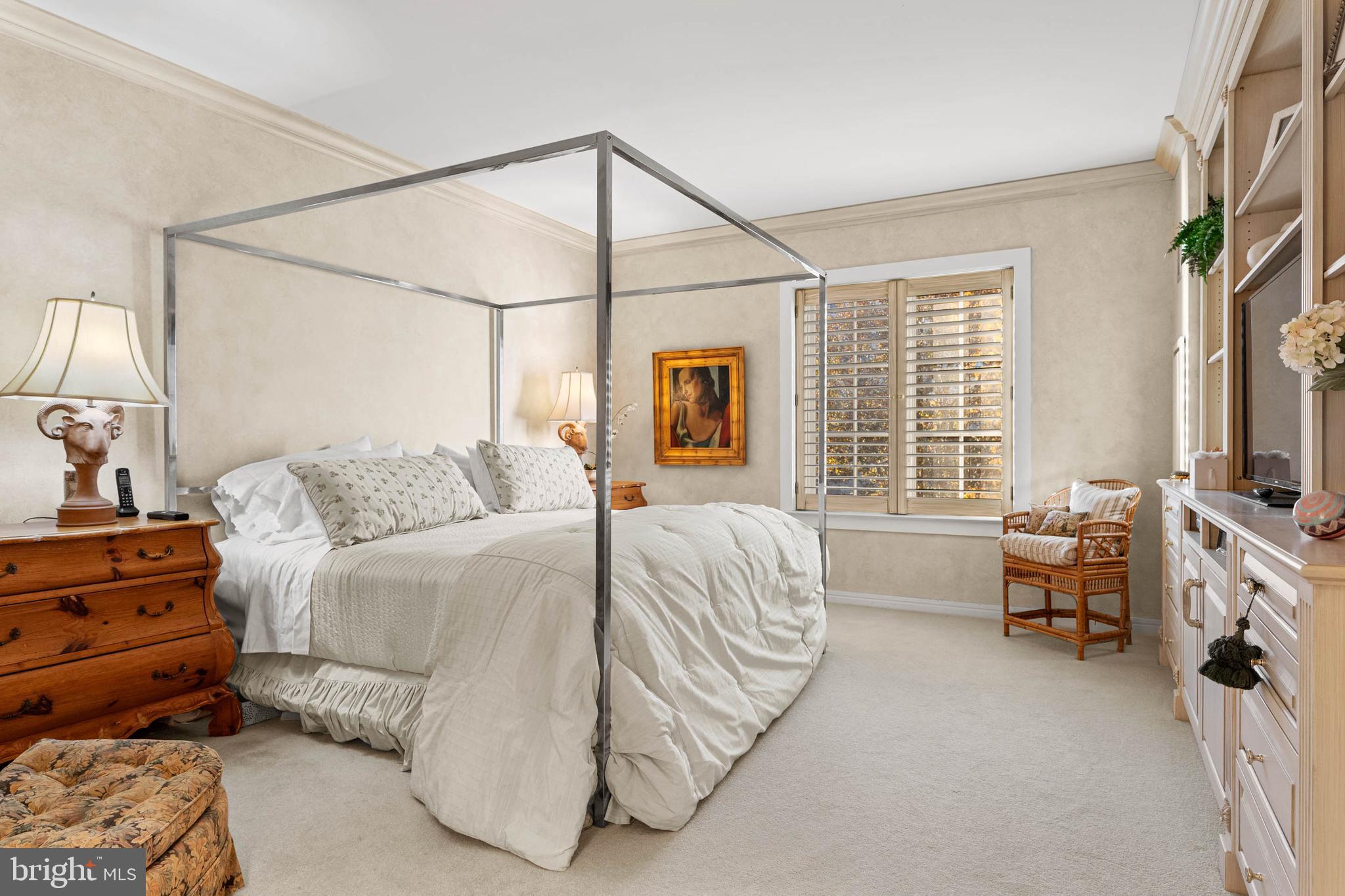 CORINTHIAN - Residential