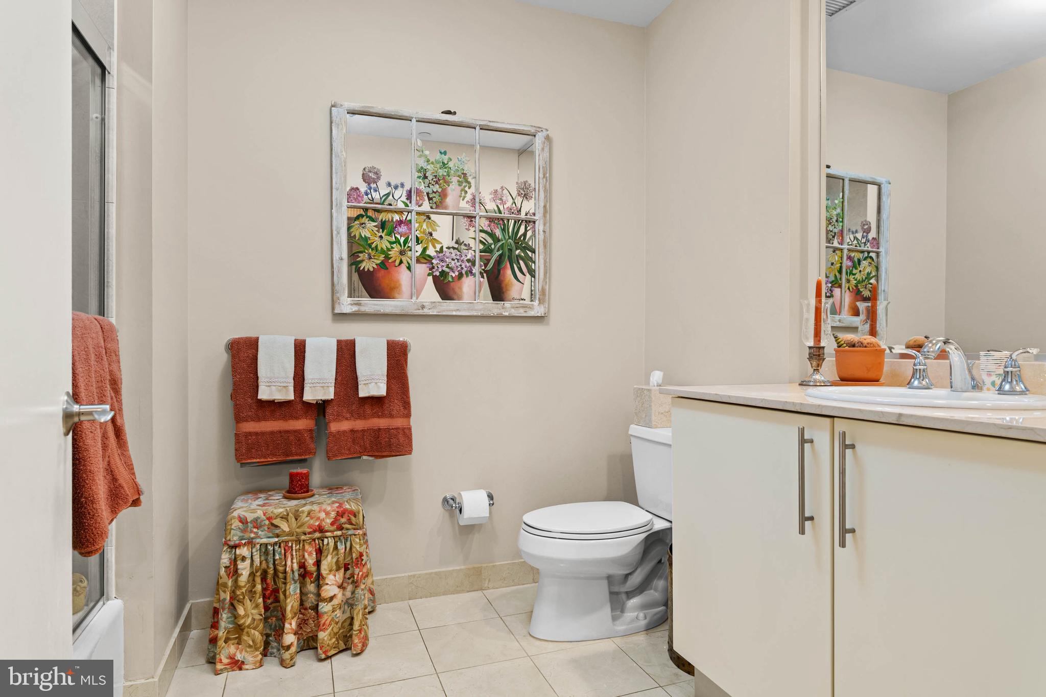 CORINTHIAN - Residential