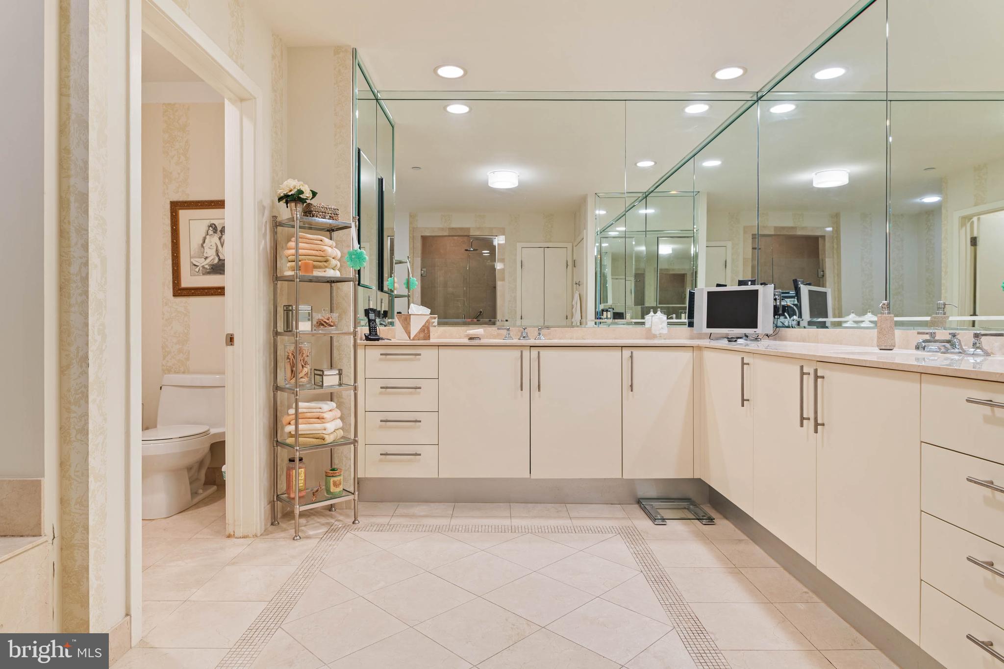 CORINTHIAN - Residential