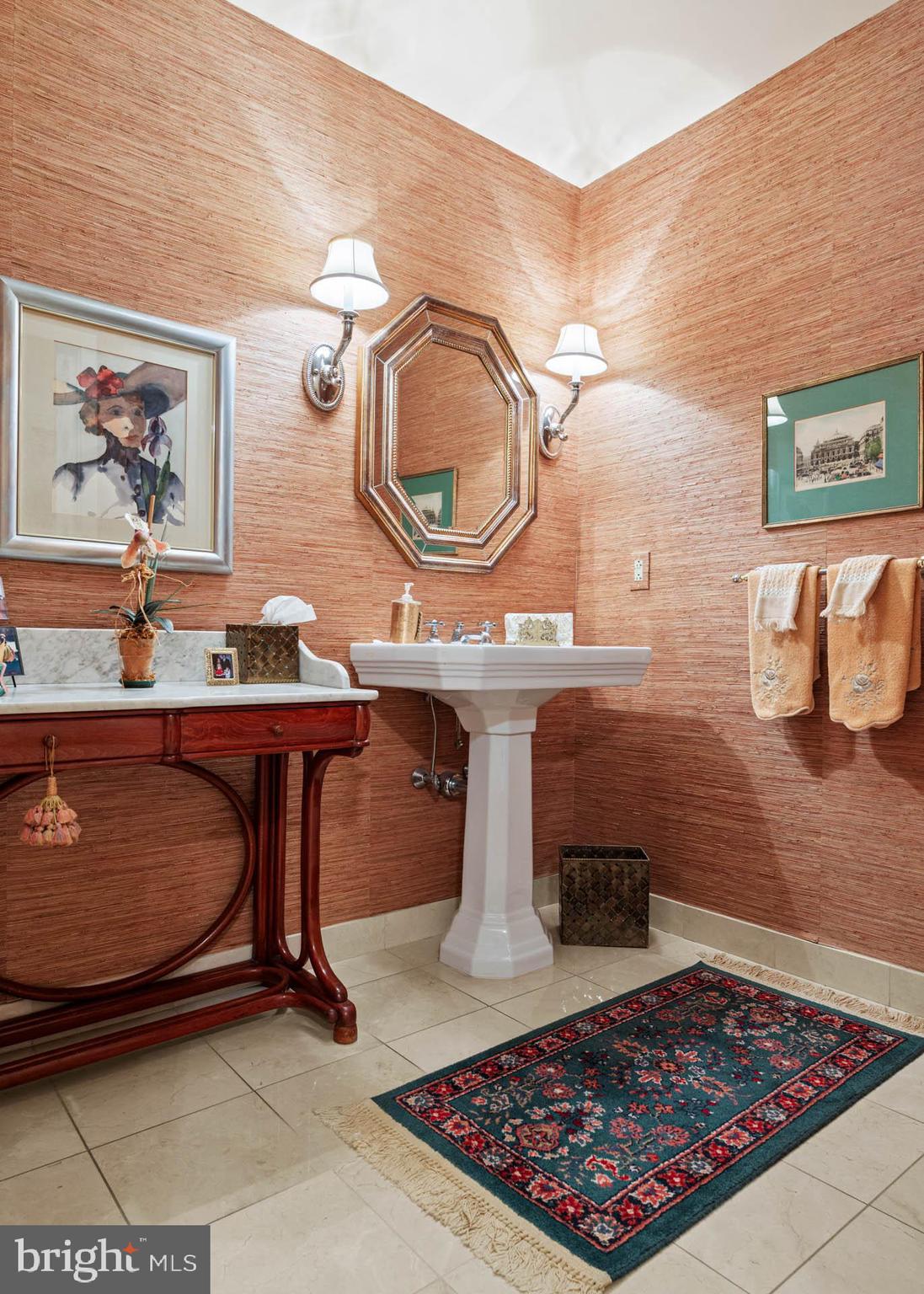 CORINTHIAN - Residential