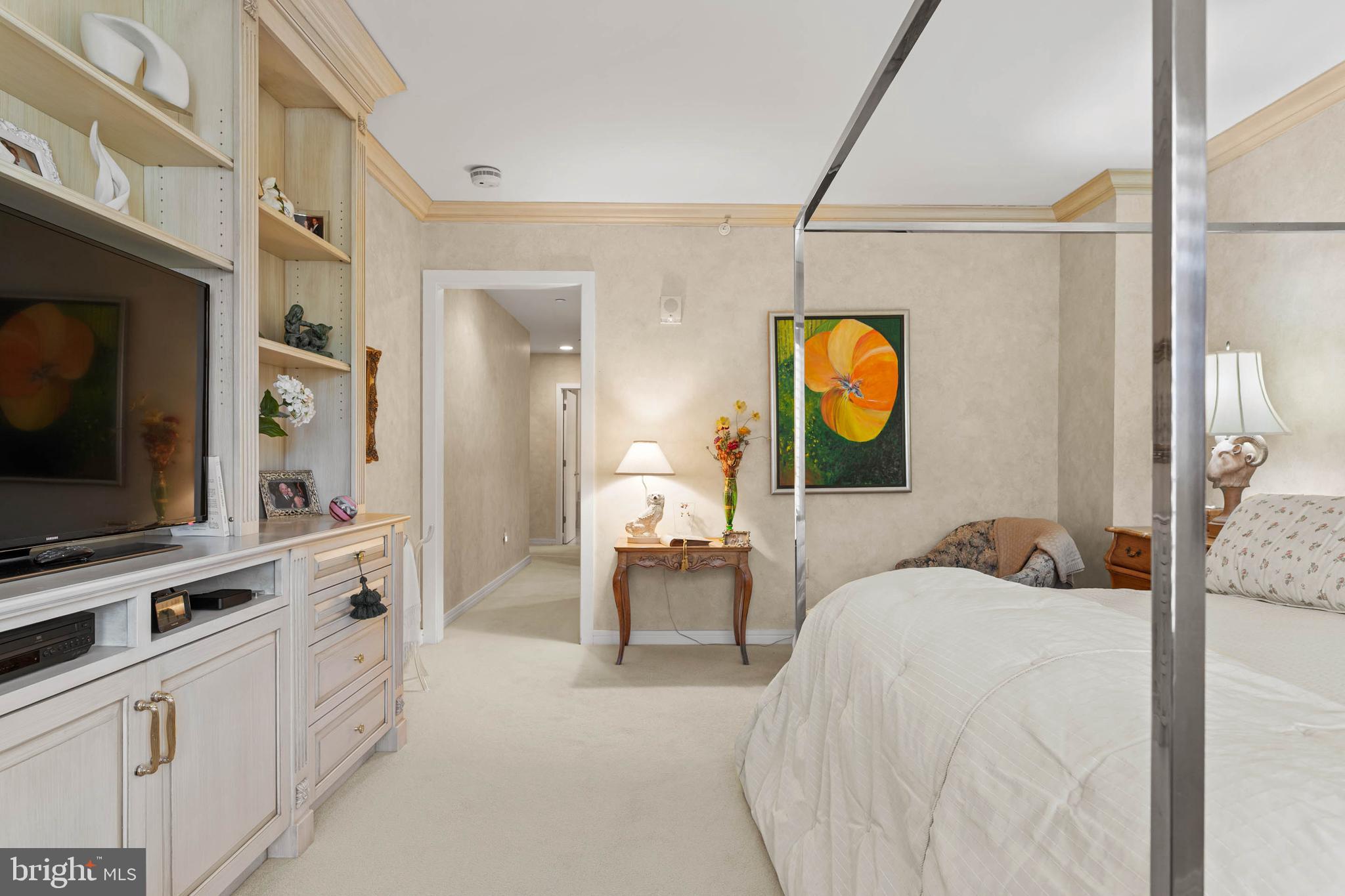 CORINTHIAN - Residential