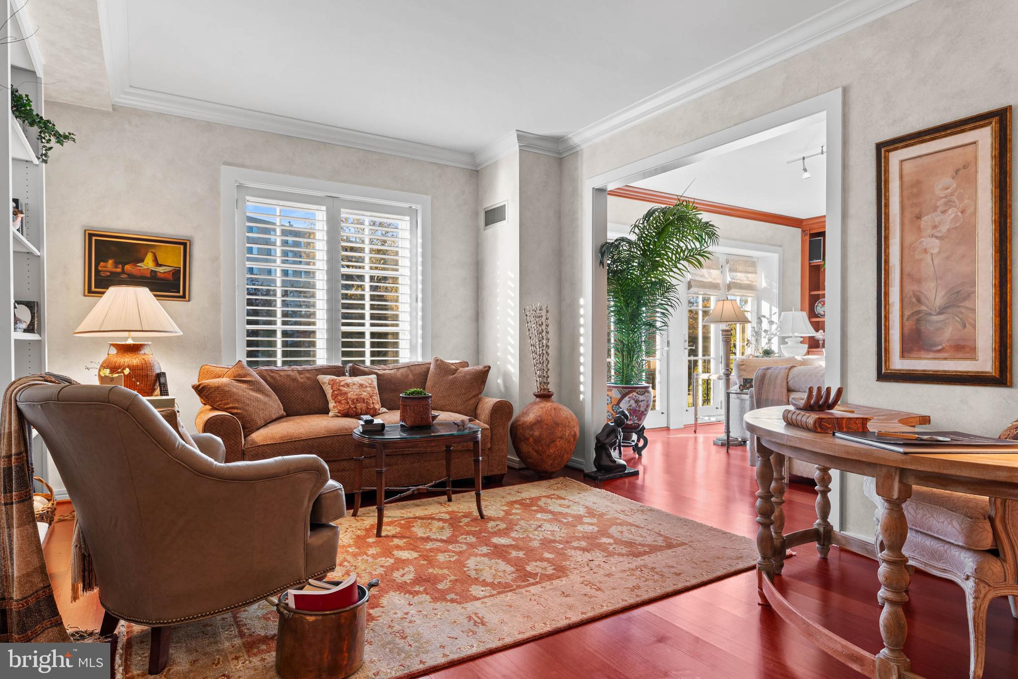 CORINTHIAN - Residential