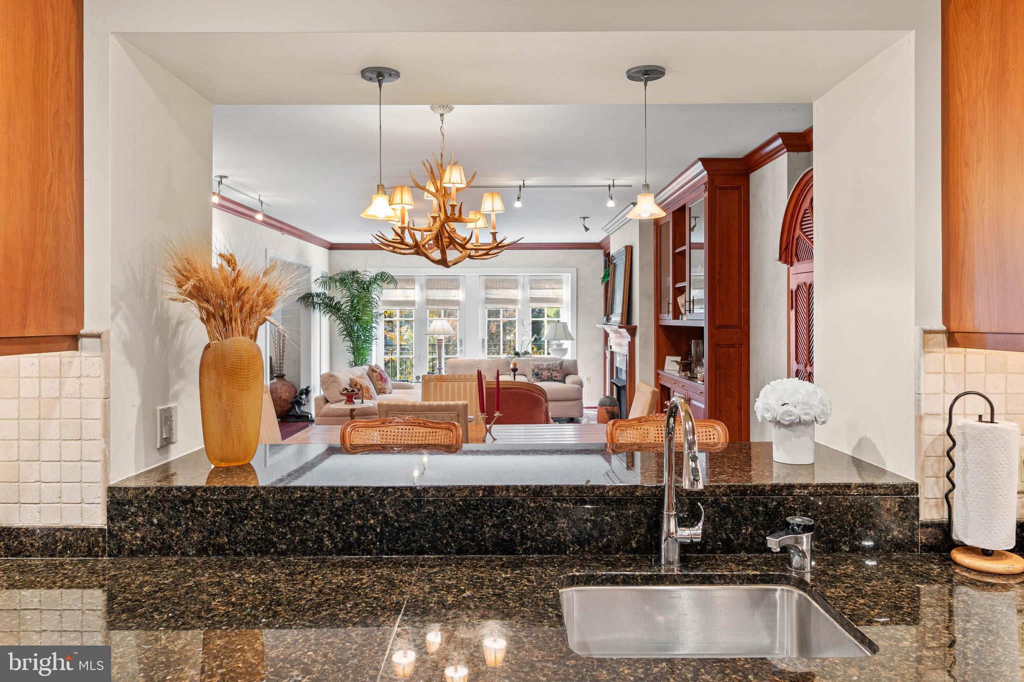 CORINTHIAN - Residential