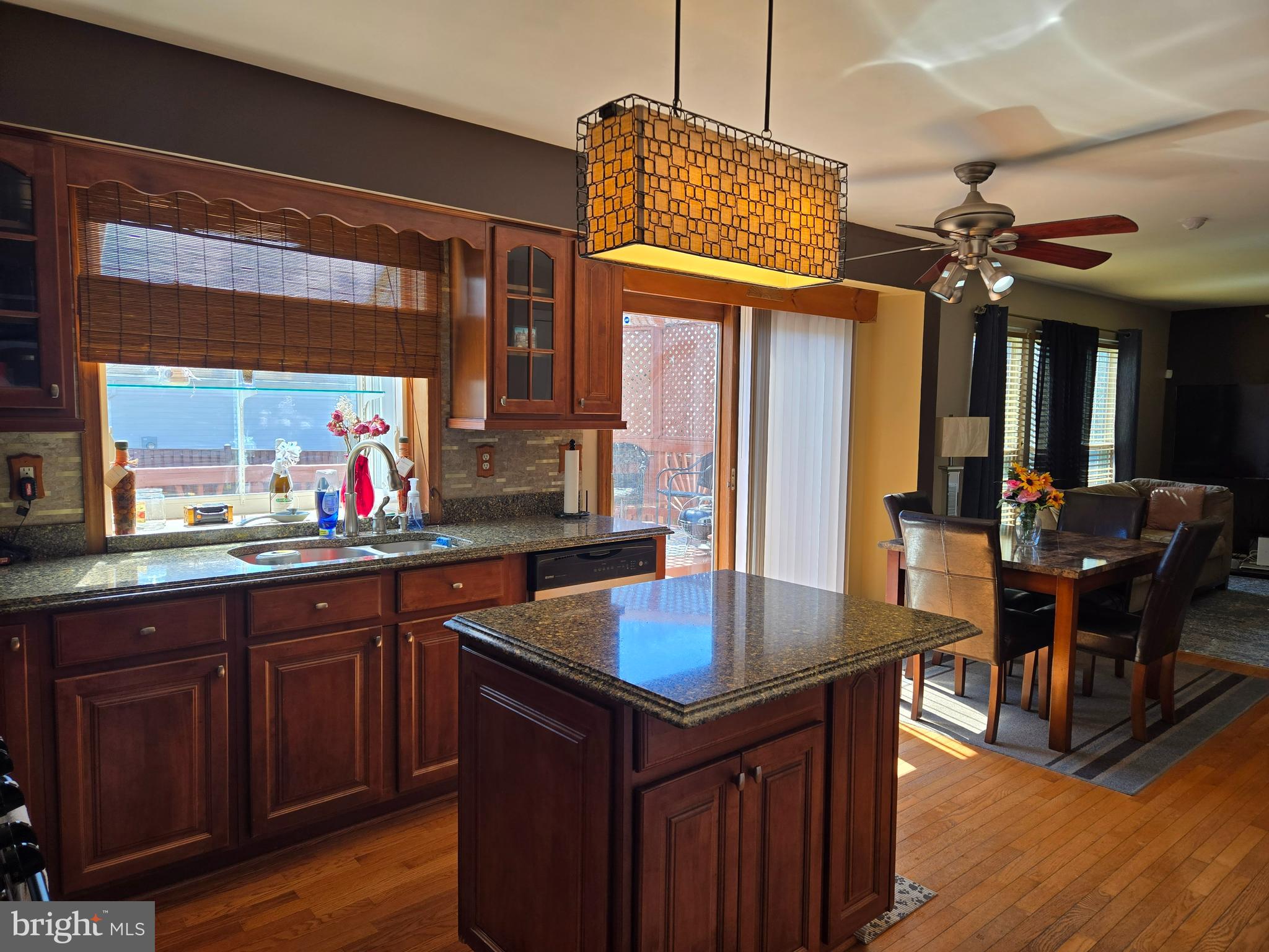 KINGSVIEW - Residential