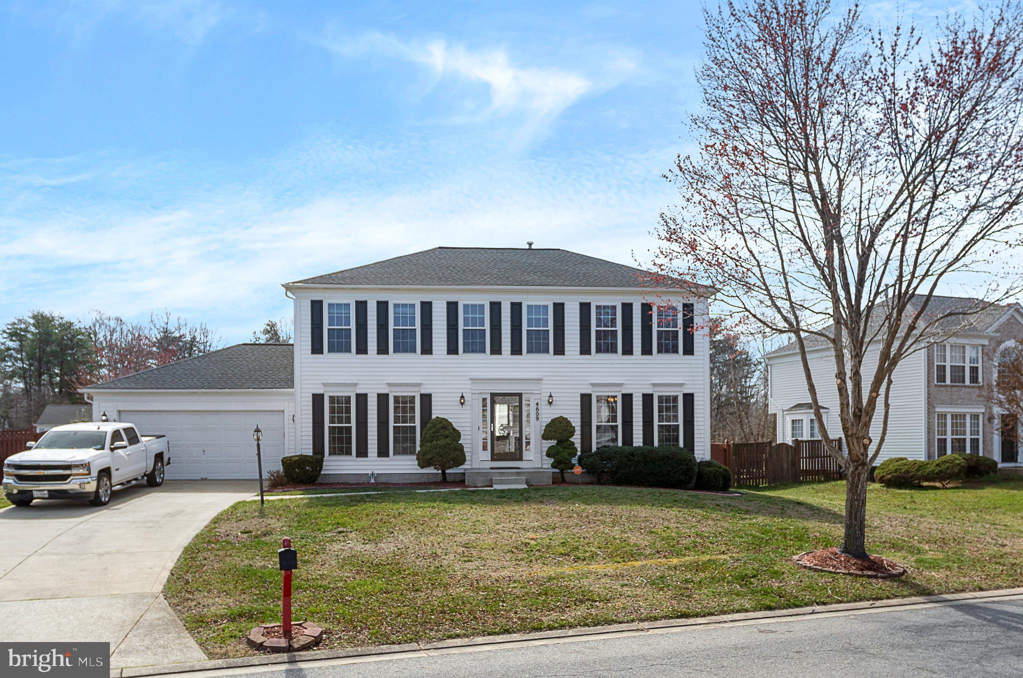 4609 QUEENS GROVE STREET