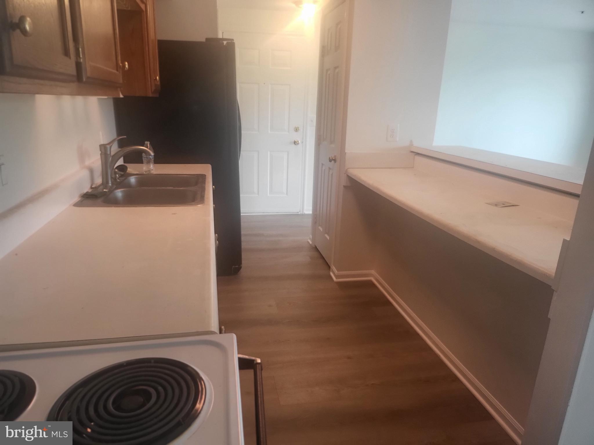 PRINCETON WOODS - Residential Lease