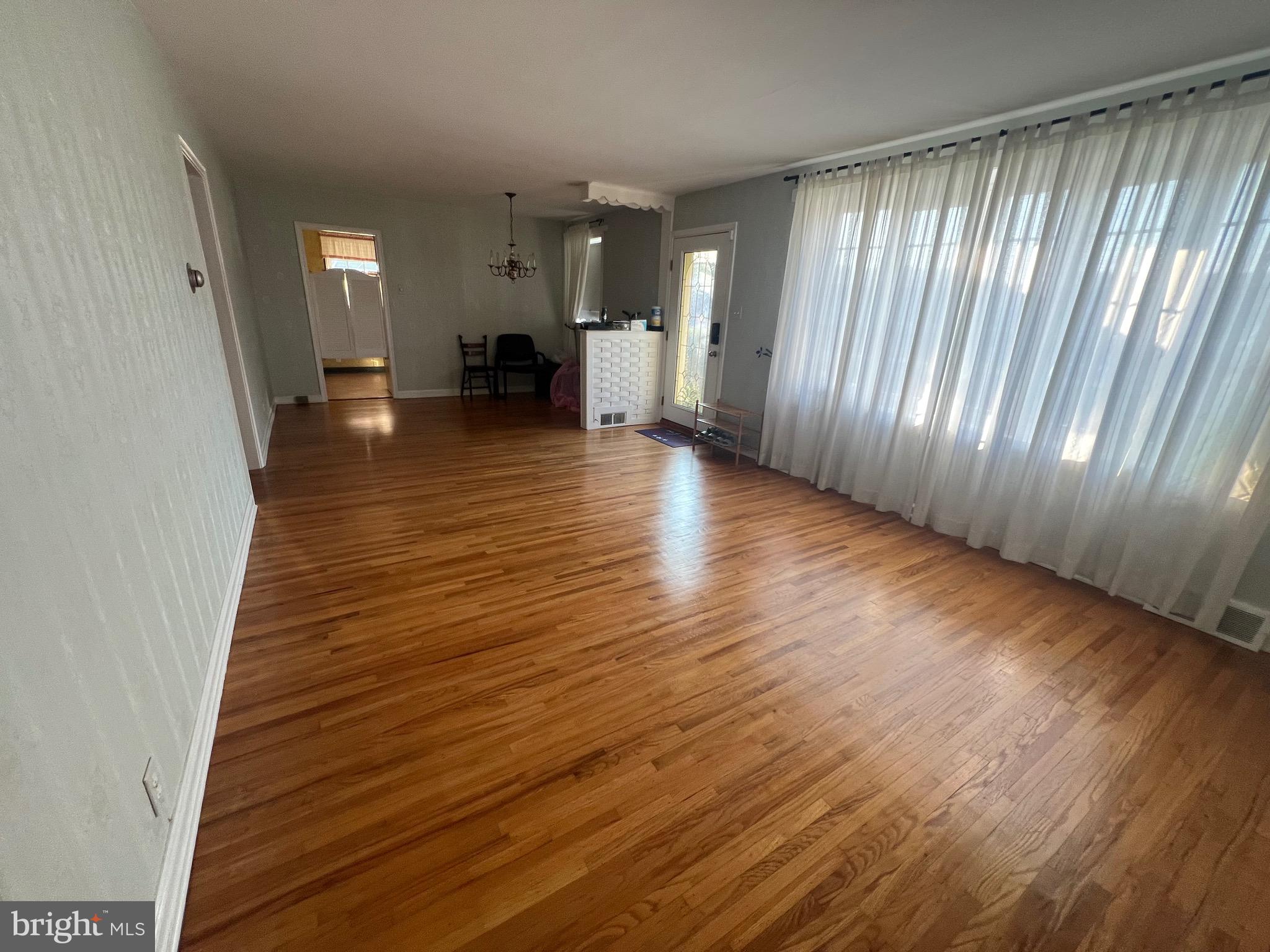 LEXINGTON PARK - Residential