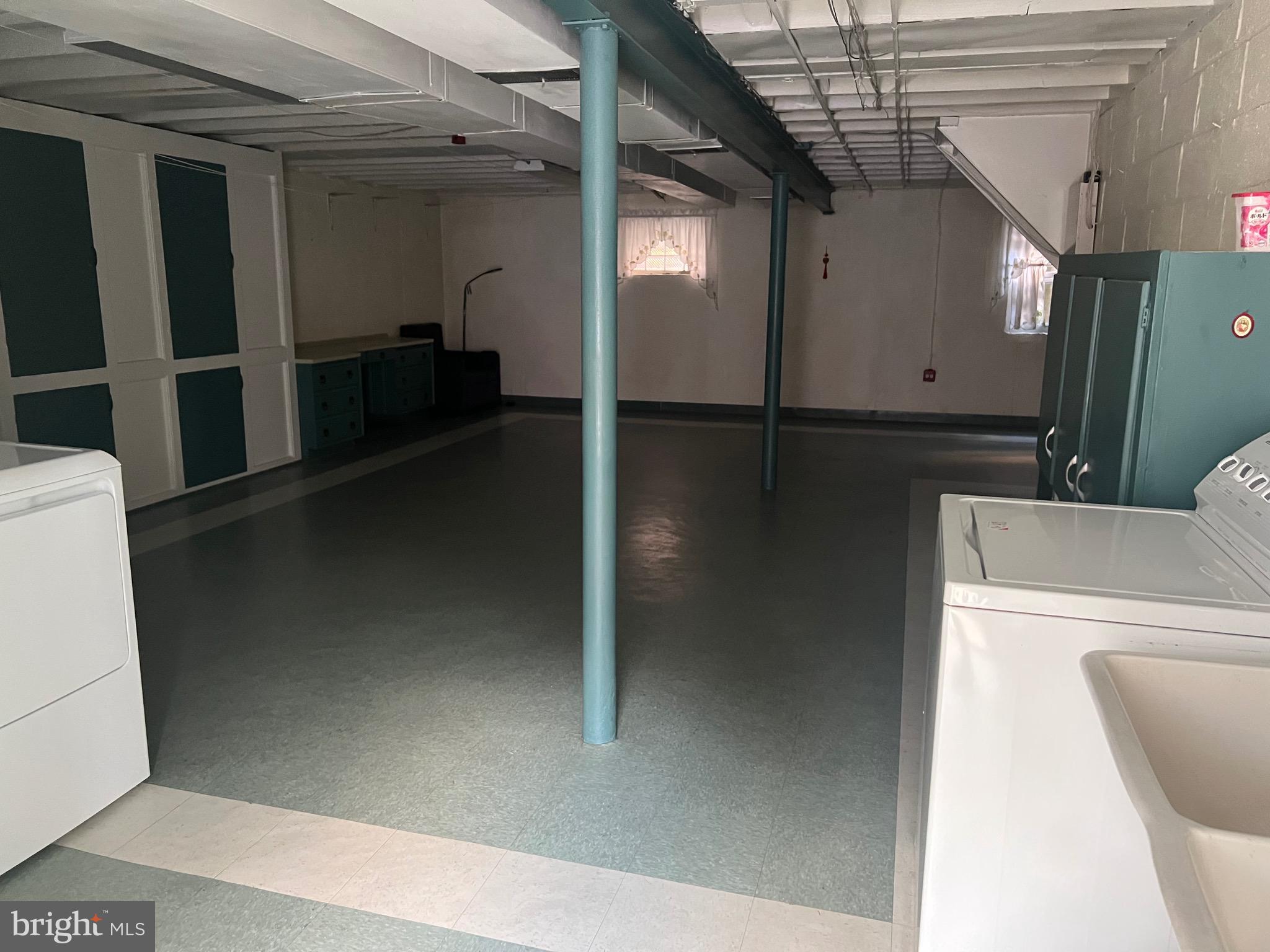 LEXINGTON PARK - Residential