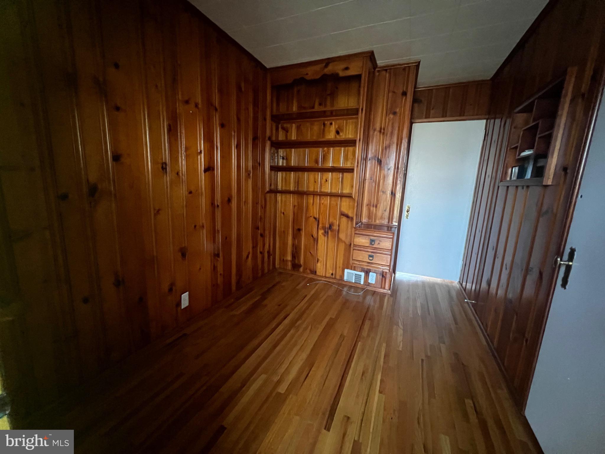 LEXINGTON PARK - Residential